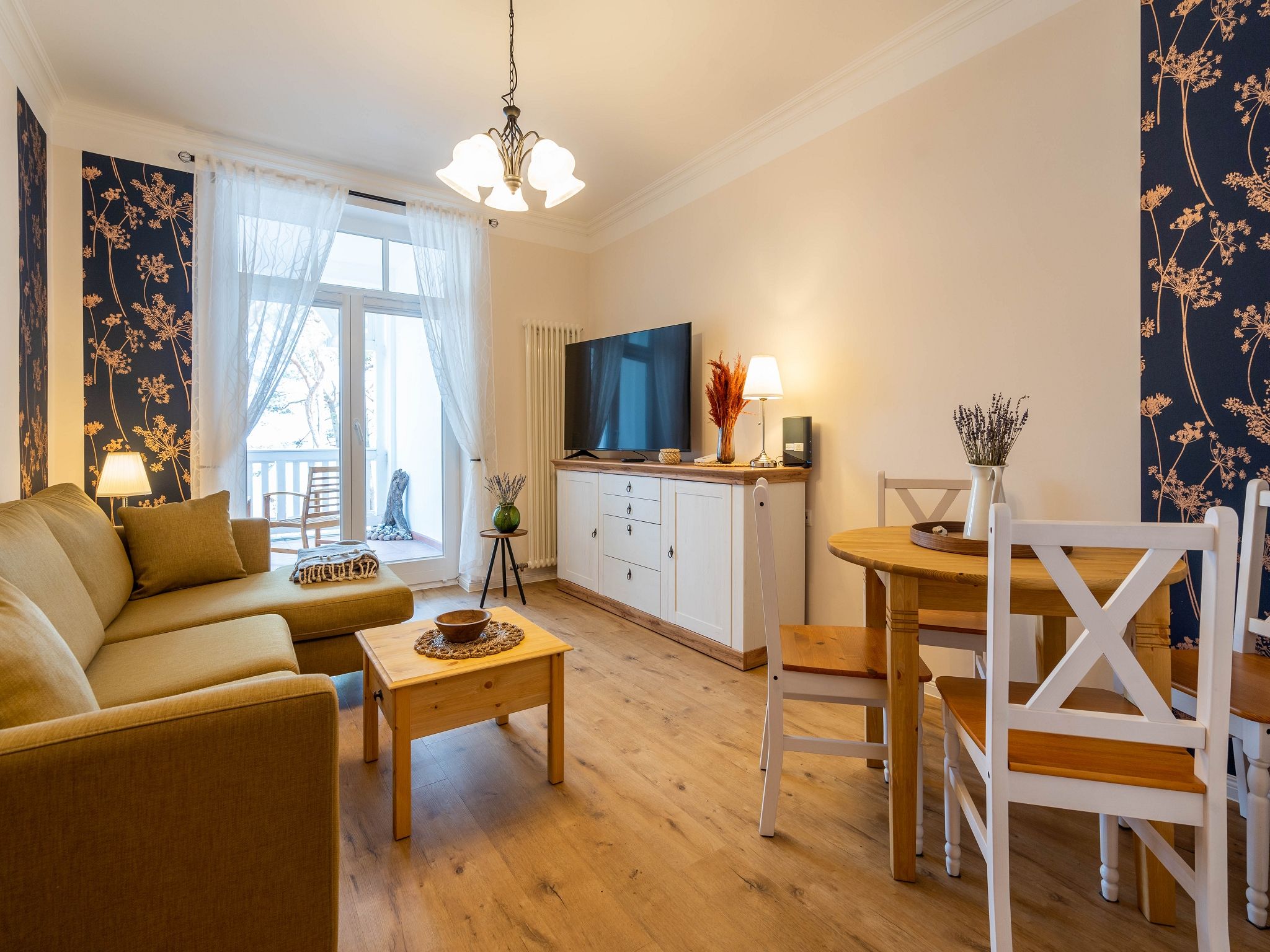 Strandvillen Binz Ferienwohnung mit Meerblick, 1 Schlafzimmer und Balkon (SV/611) Insel Rügen - Wohnzimmer