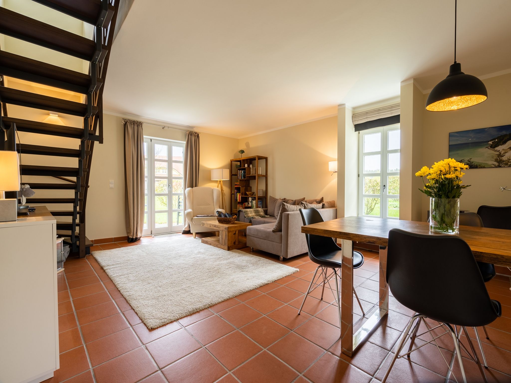 Feriendorf Rugana Komfortplus Ferienwohnung mit 2 Schlafzimmern und Terrasse (D32) Insel Rügen - Wohnzimmer