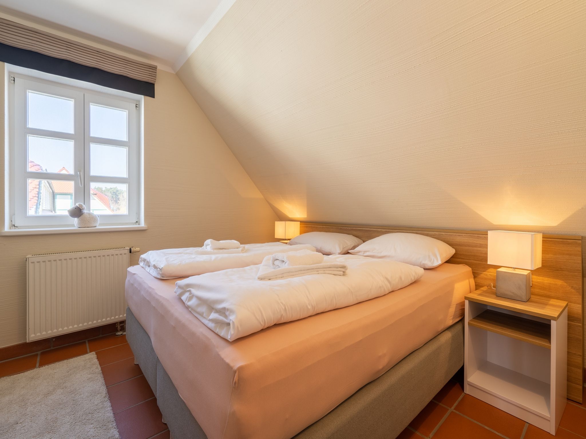 Feriendorf Rugana Komfortplus Ferienwohnung mit 1 Schlafzimmer (D38) Insel Rügen - Schlafzimmer