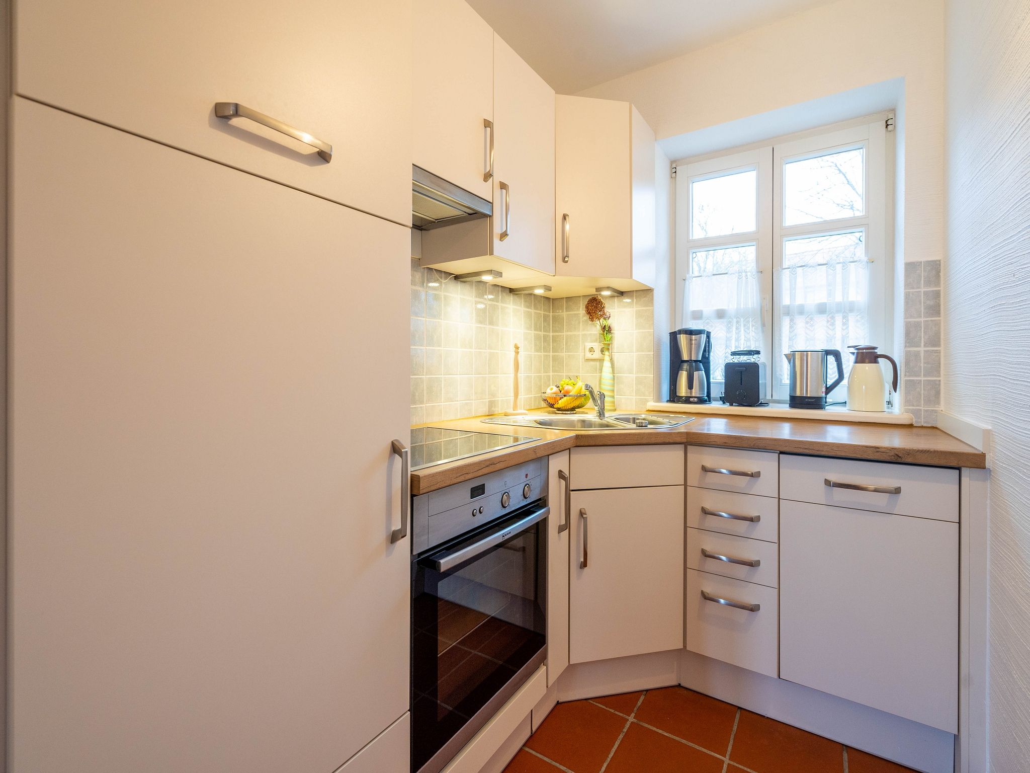 Feriendorf Rugana Komfort Ferienwohnung mit 2 Schlafzimmern und Terrasse (C52) Insel Rügen - Küche / Küchenzeile