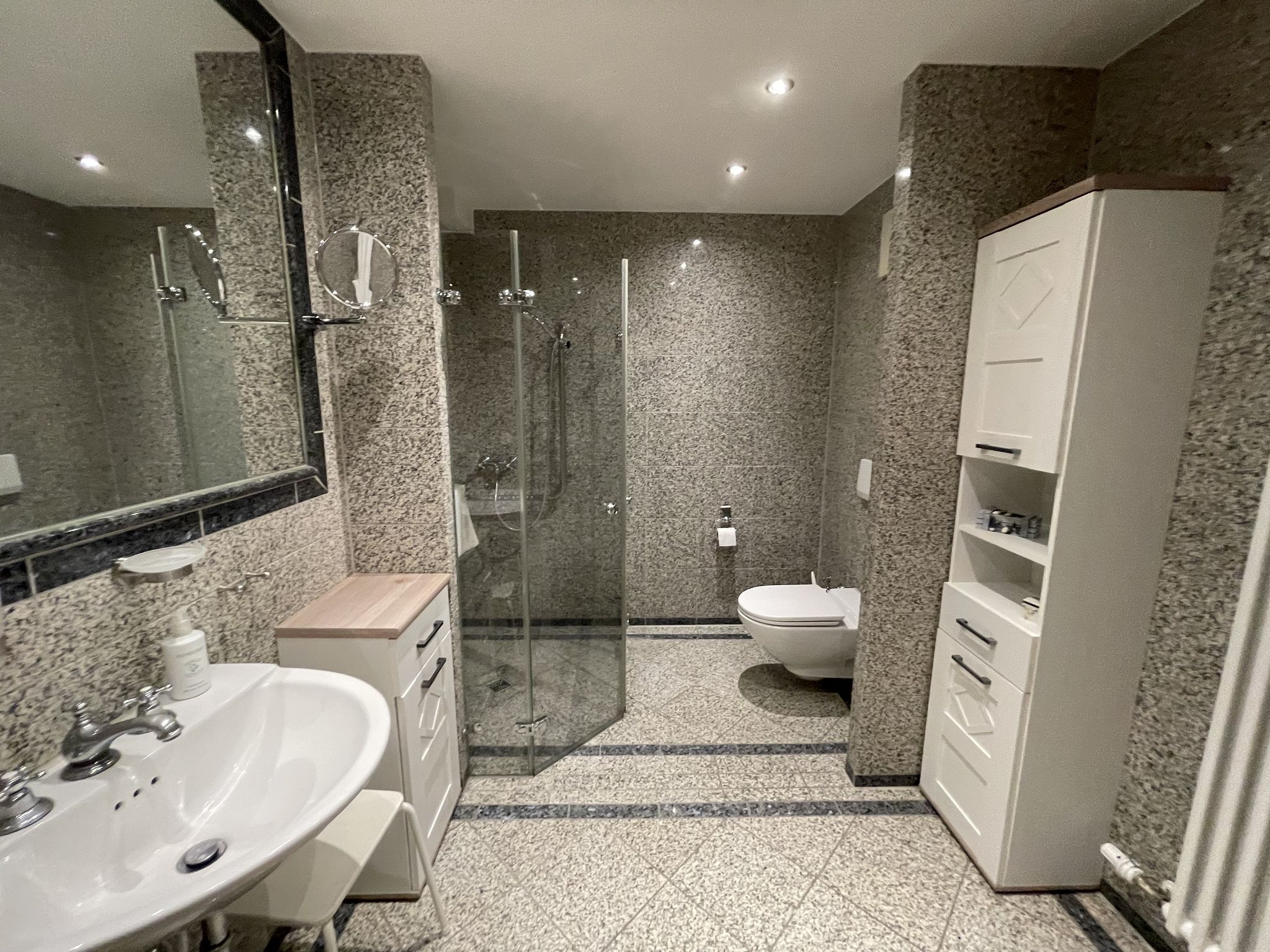 Dünenpark Binz Komfort Ferienwohnung mit 1 Schlafzimmer und Terrasse im Erdgeschoss (013) Insel Rügen - Badezimmer