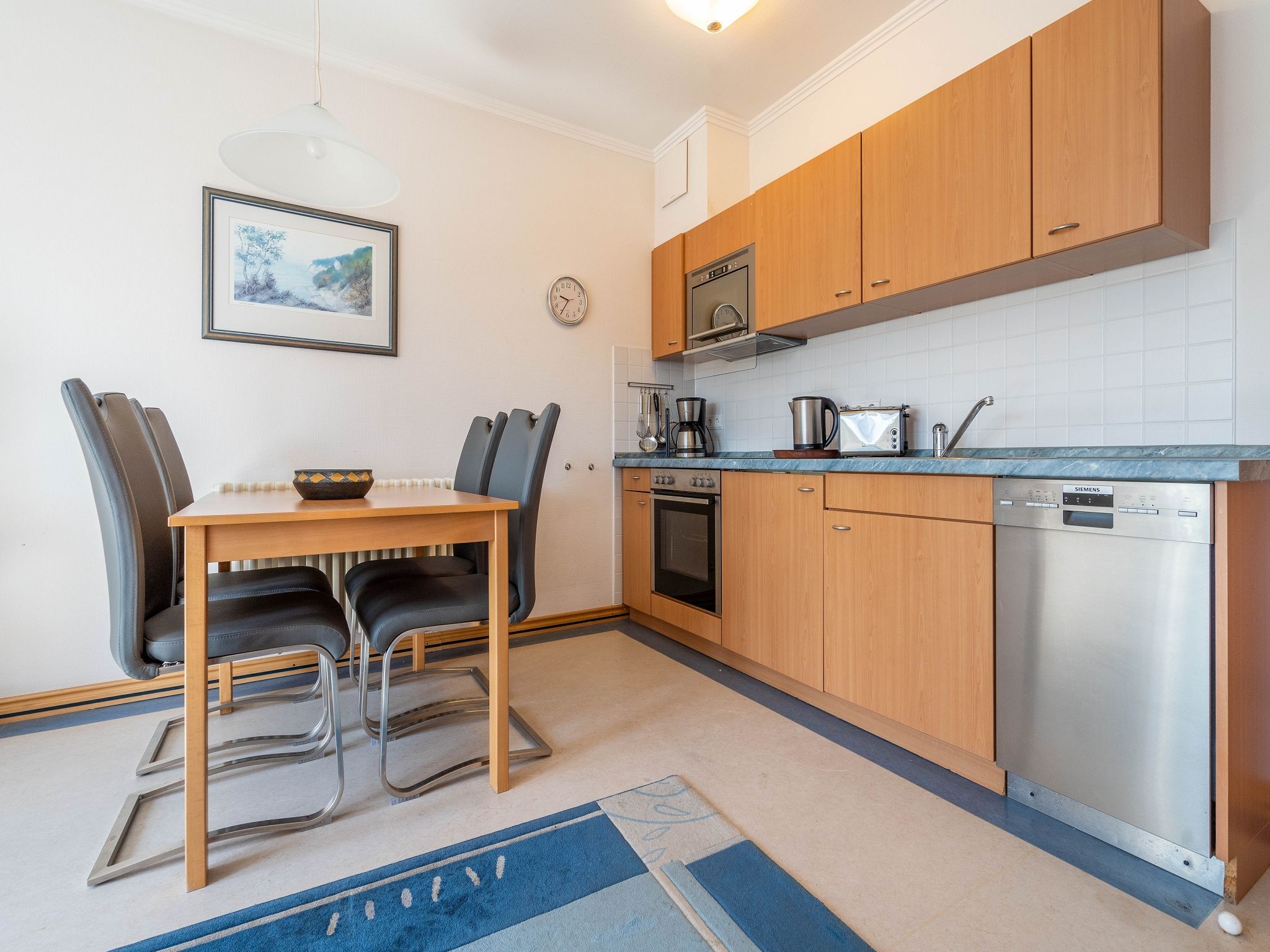 Dünenpark Binz Komfort Ferienwohnung mit 1 Schlafzimmer und Balkon im Dachgeschoss (161) Insel Rügen - Küche / Küchenzeile