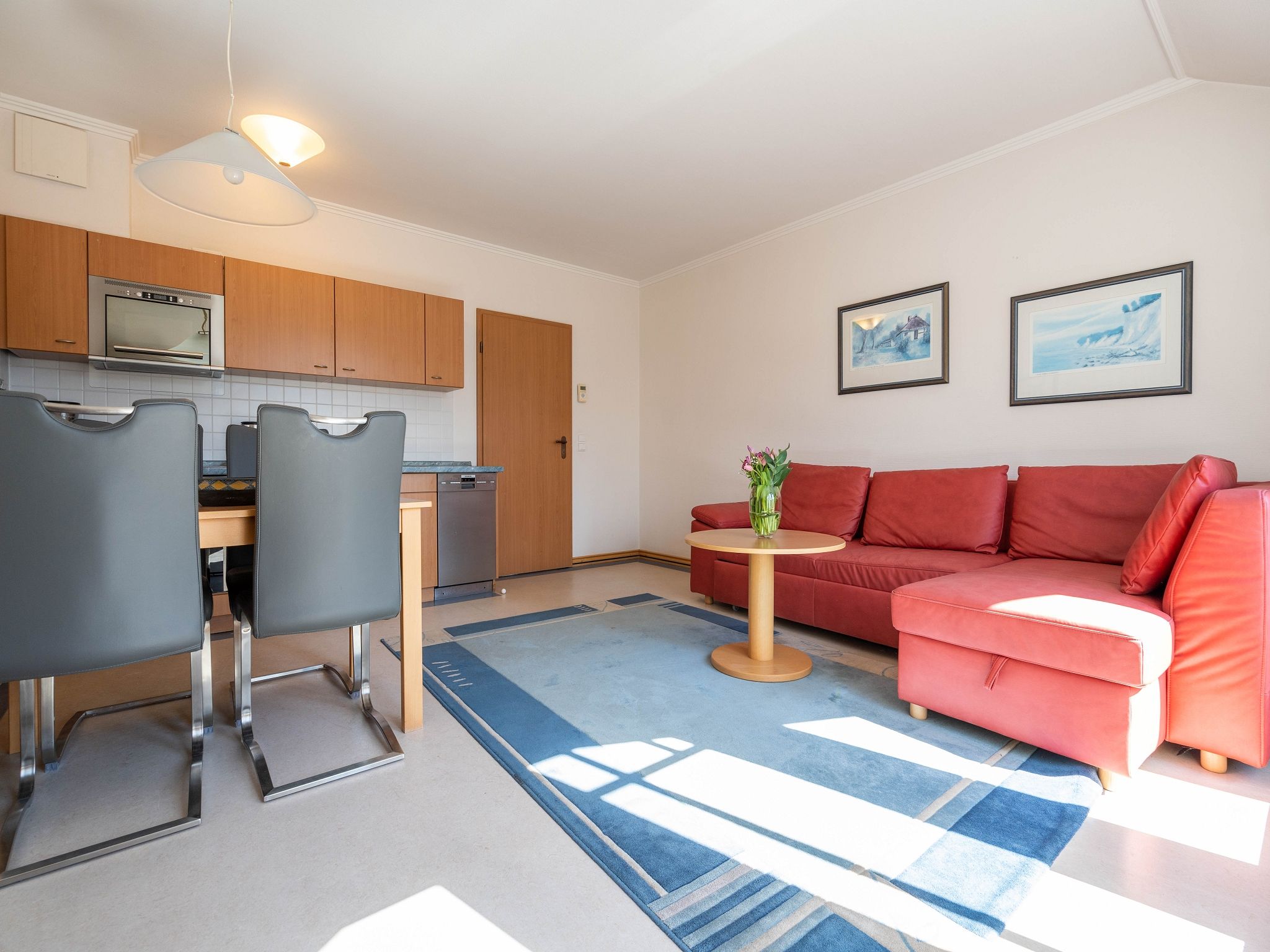 Dünenpark Binz Komfort Ferienwohnung mit 1 Schlafzimmer und Balkon im Dachgeschoss (161) Insel Rügen - Wohnzimmer