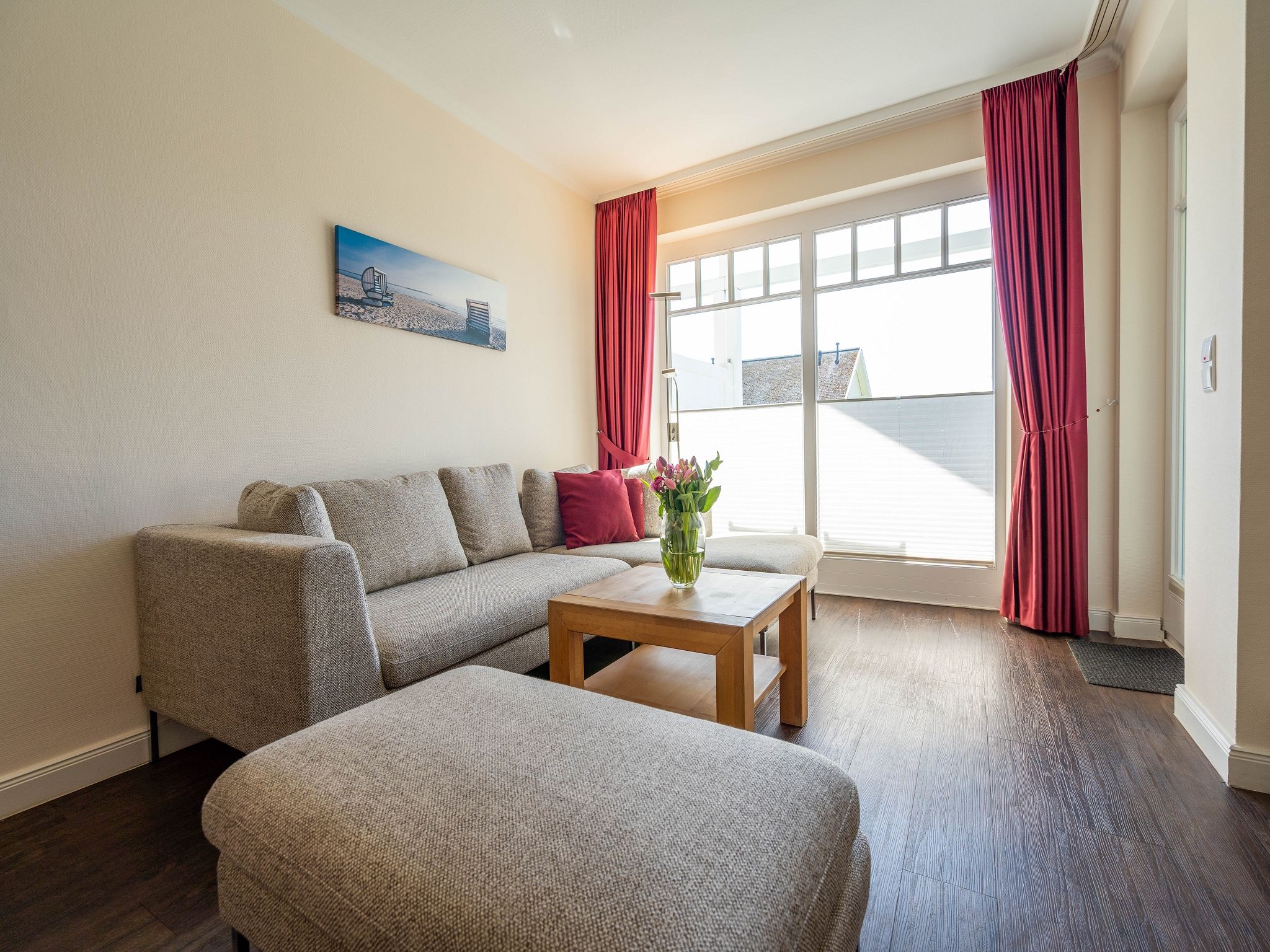 Dünenpark Binz Komfortplus Ferienwohnung mit 2 Schlafzimmern und Balkon im Dachgeschoss (217) Insel Rügen - Wohnzimmer