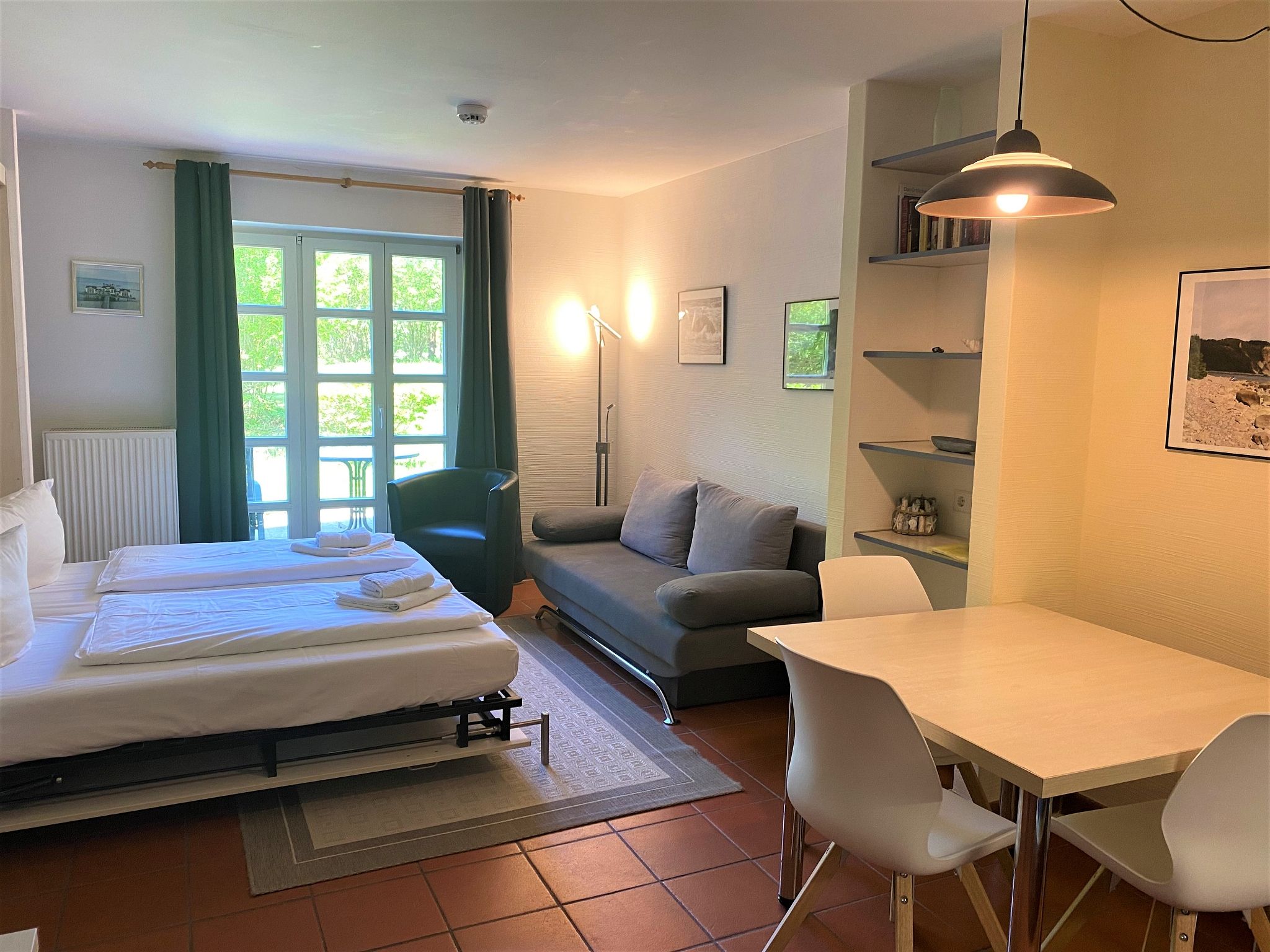Feriendorf Rugana Komfort 1-Raum Ferienwohnung mit Terrasse (B23) Insel Rügen - Wohnzimmer