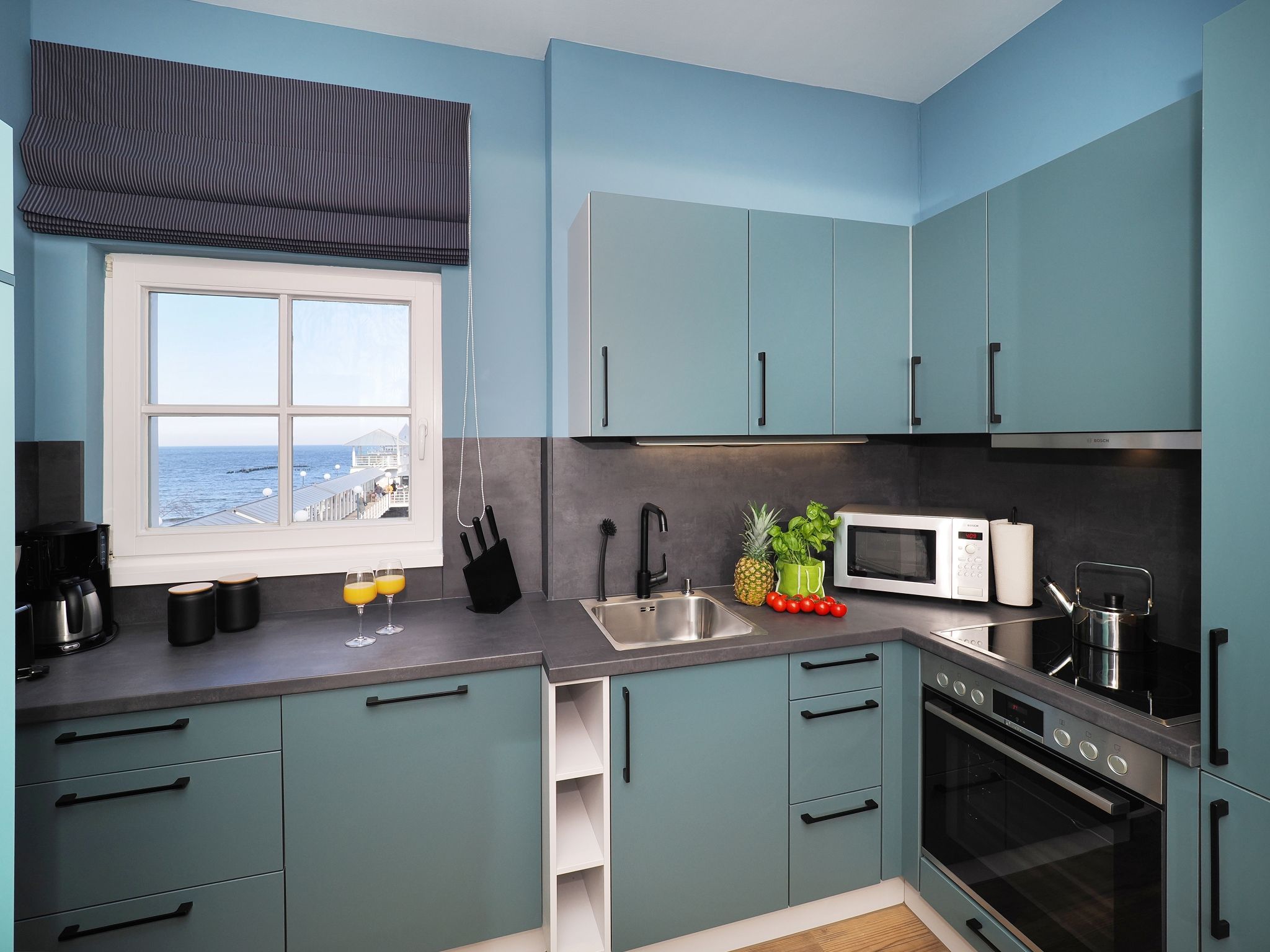 Kaiservillen Heringsdorf Ferienwohnung mit 1 Schlafzimmer und Balkon zur Seeseite (S16) Insel Usedom - Küche / Küchenzeile