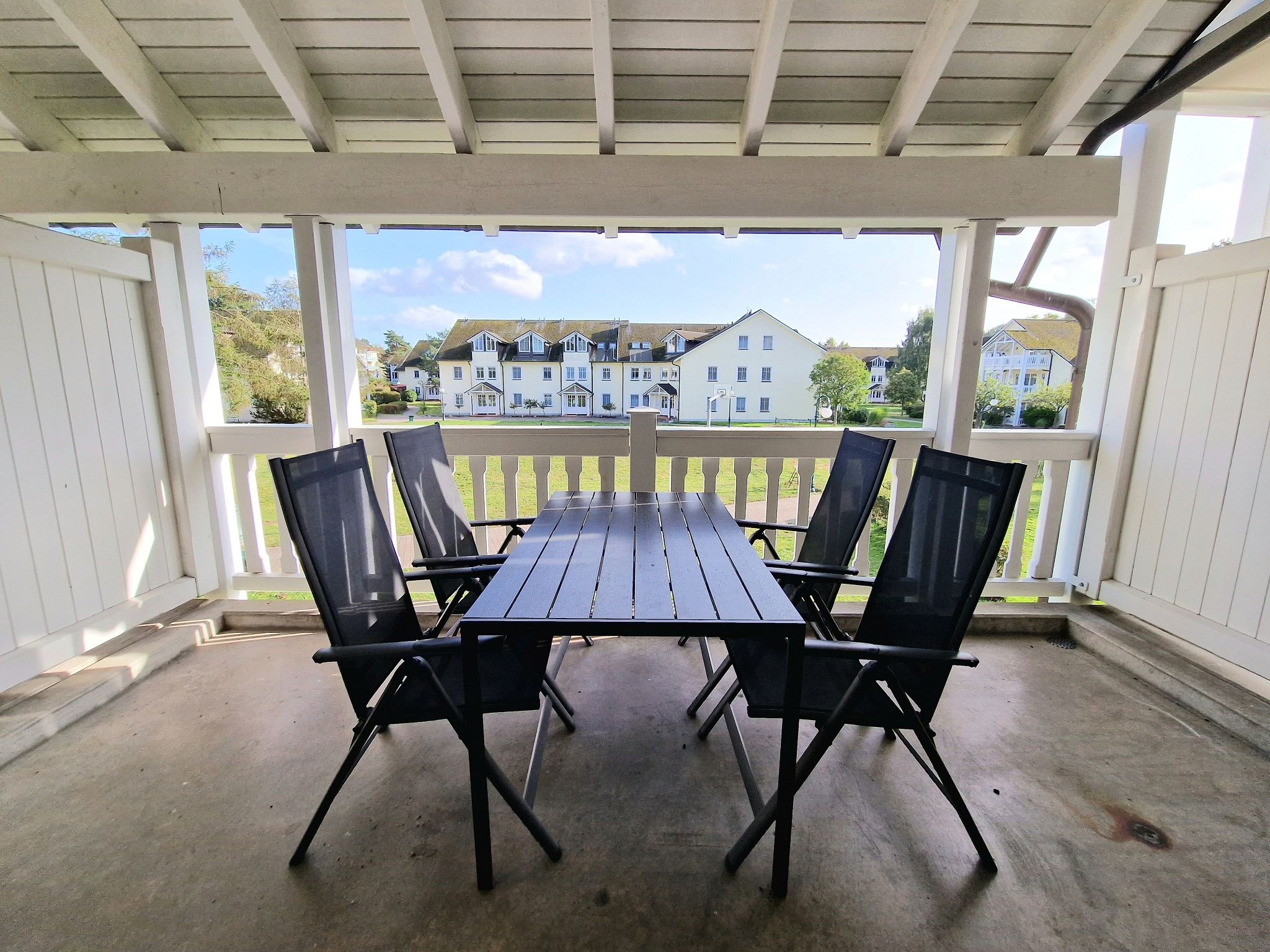 Dünenpark Binz Komfort Ferienwohnung mit 1 Schlafzimmer und Balkon im Obergeschoss (019) Insel Rügen - Balkon