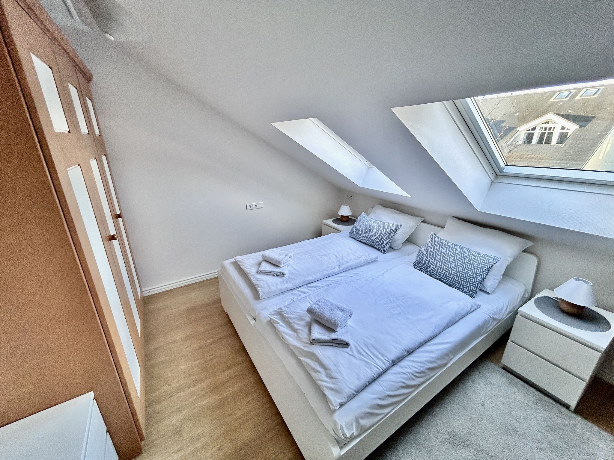 Dünenpark Binz Komfortplus Ferienwohnung mit 2 Schlafzimmern und Balkon im Dachgeschoss (269) Insel Rügen - Schlafzimmer