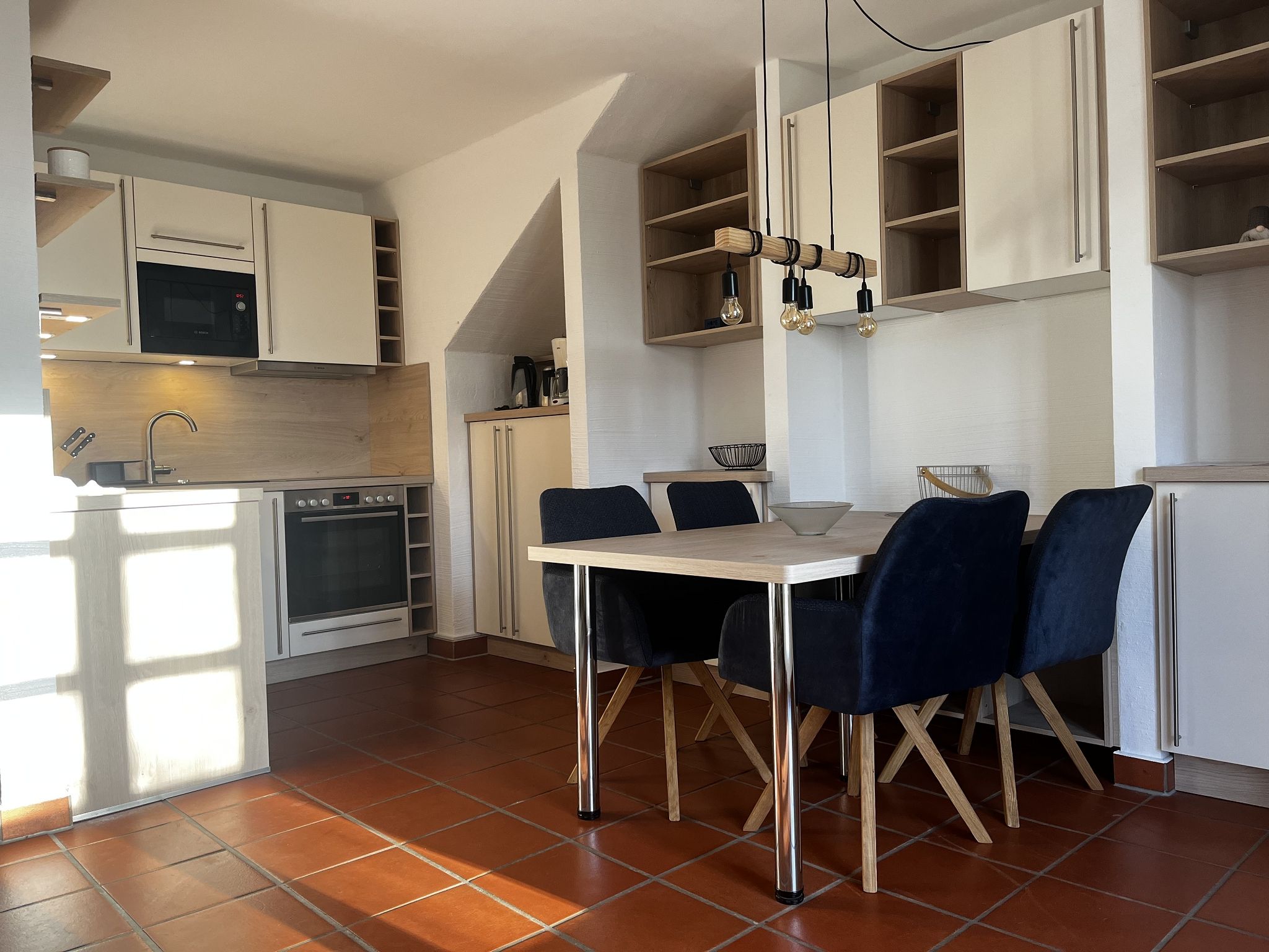 Feriendorf Rugana Komfortplus Ferienwohnung mit 1 Schlafzimmer und Terrasse (D41) Insel Rügen - Küche / Küchenzeile