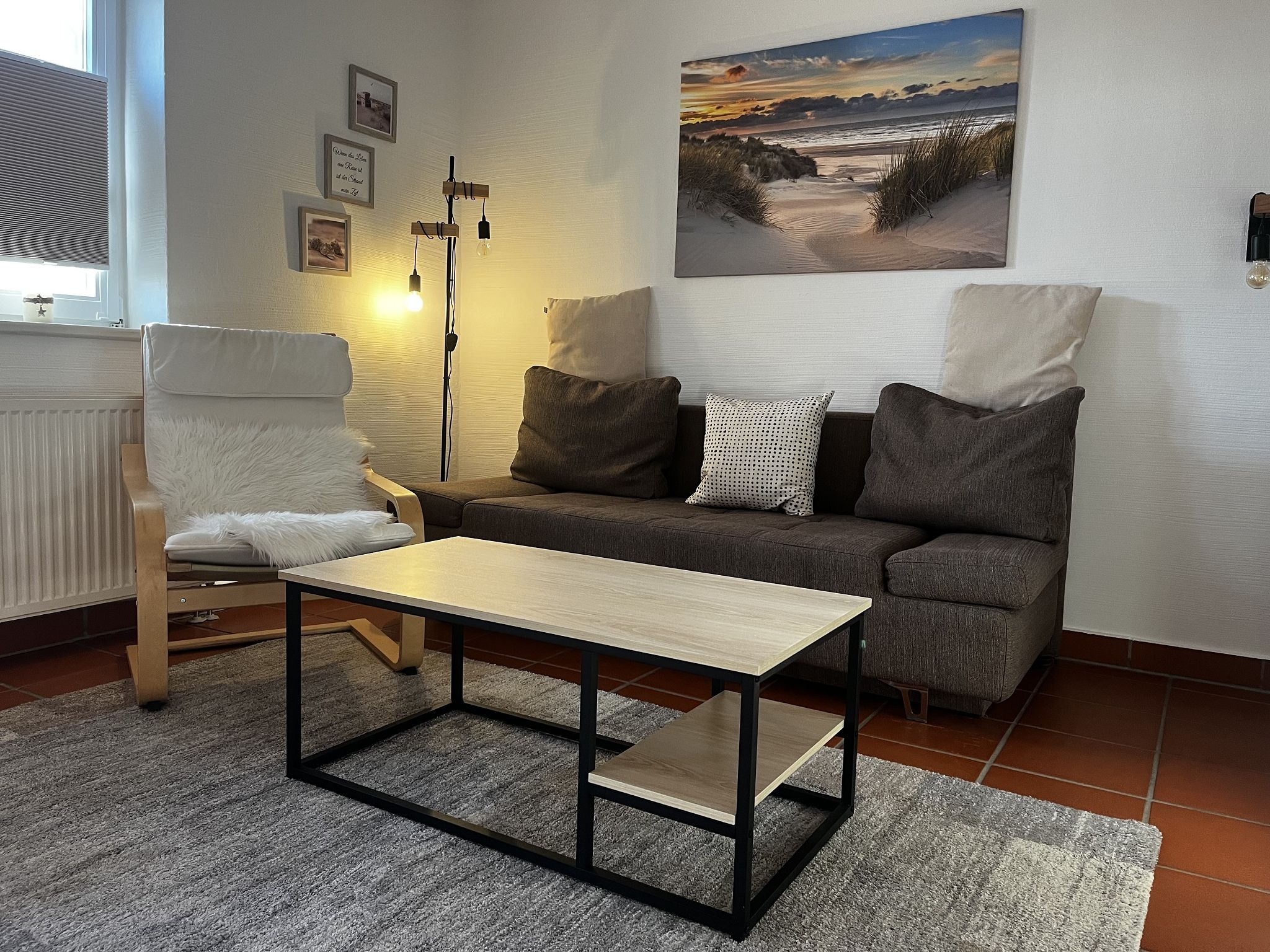 Feriendorf Rugana Komfortplus Ferienwohnung mit 1 Schlafzimmer und Terrasse (D41) Insel Rügen - Wohnzimmer