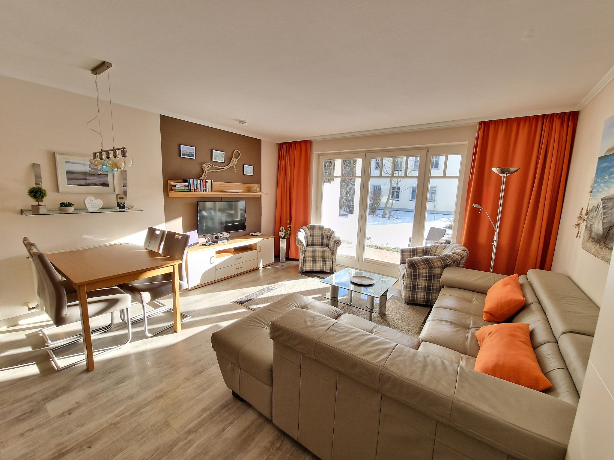 Dünenpark Binz Komfort Ferienwohnung mit 1 Schlafzimmer und Terrasse im Erdgeschoss (220) Insel Rügen - Wohnzimmer