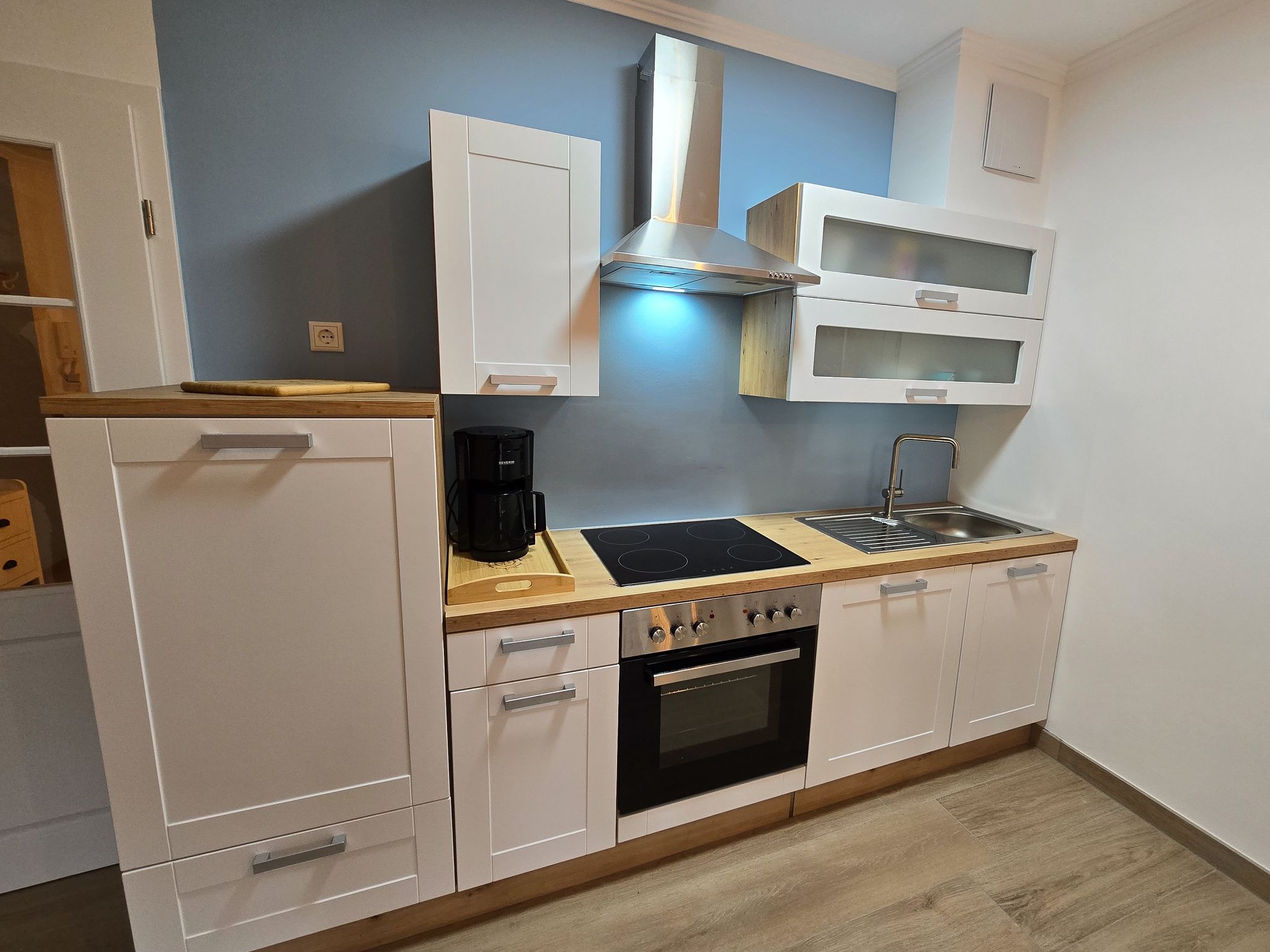 Dünenpark Binz Komfortplus Ferienwohnung mit 1 Schlafzimmer und Balkon im Dachgeschoss (184) Insel Rügen - Küche / Küchenzeile