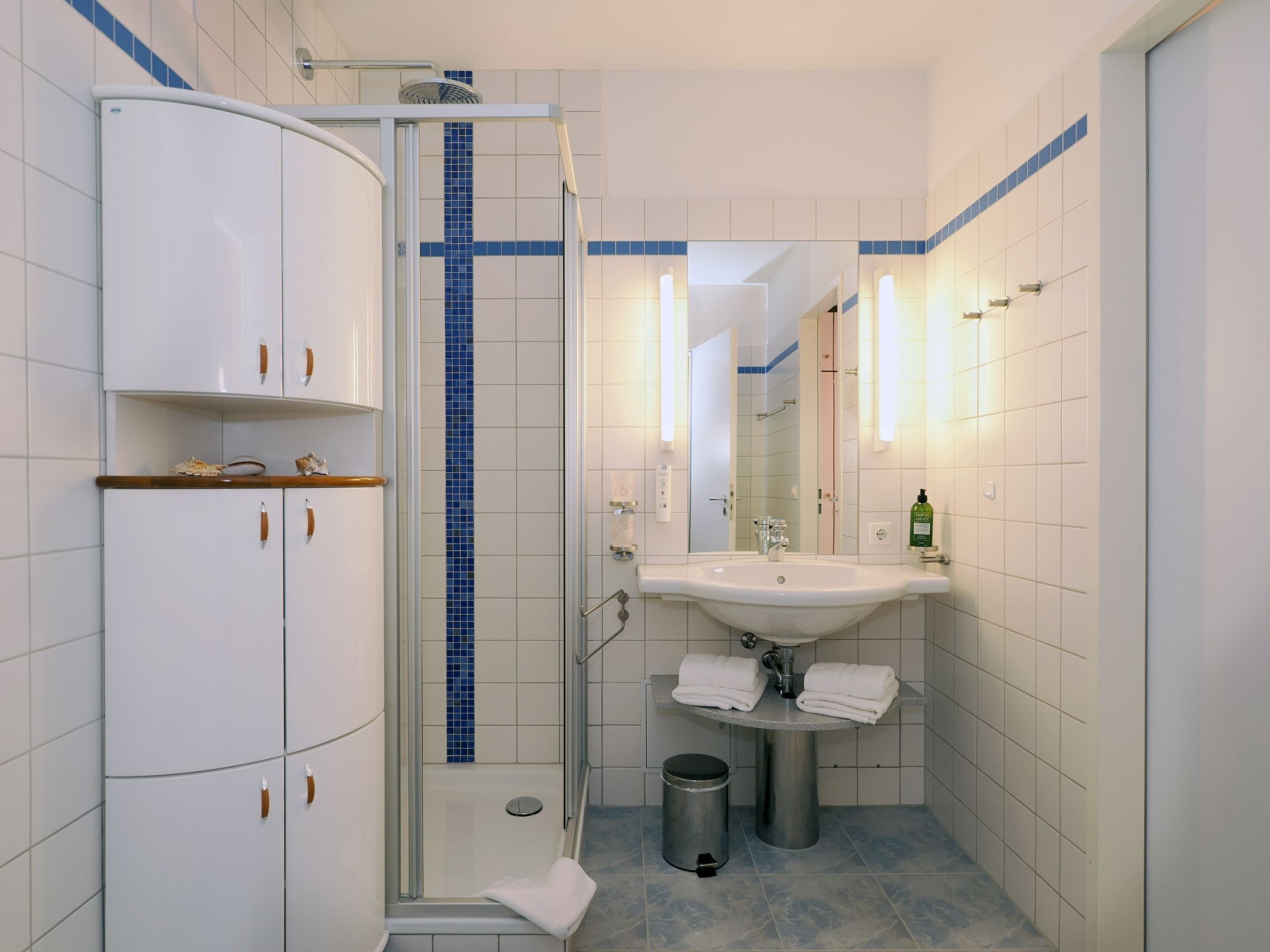 Kaiservillen Heringsdorf Ferienwohnung mit 1 Schlafzimmer und Balkon (D115) Insel Usedom - Badezimmer