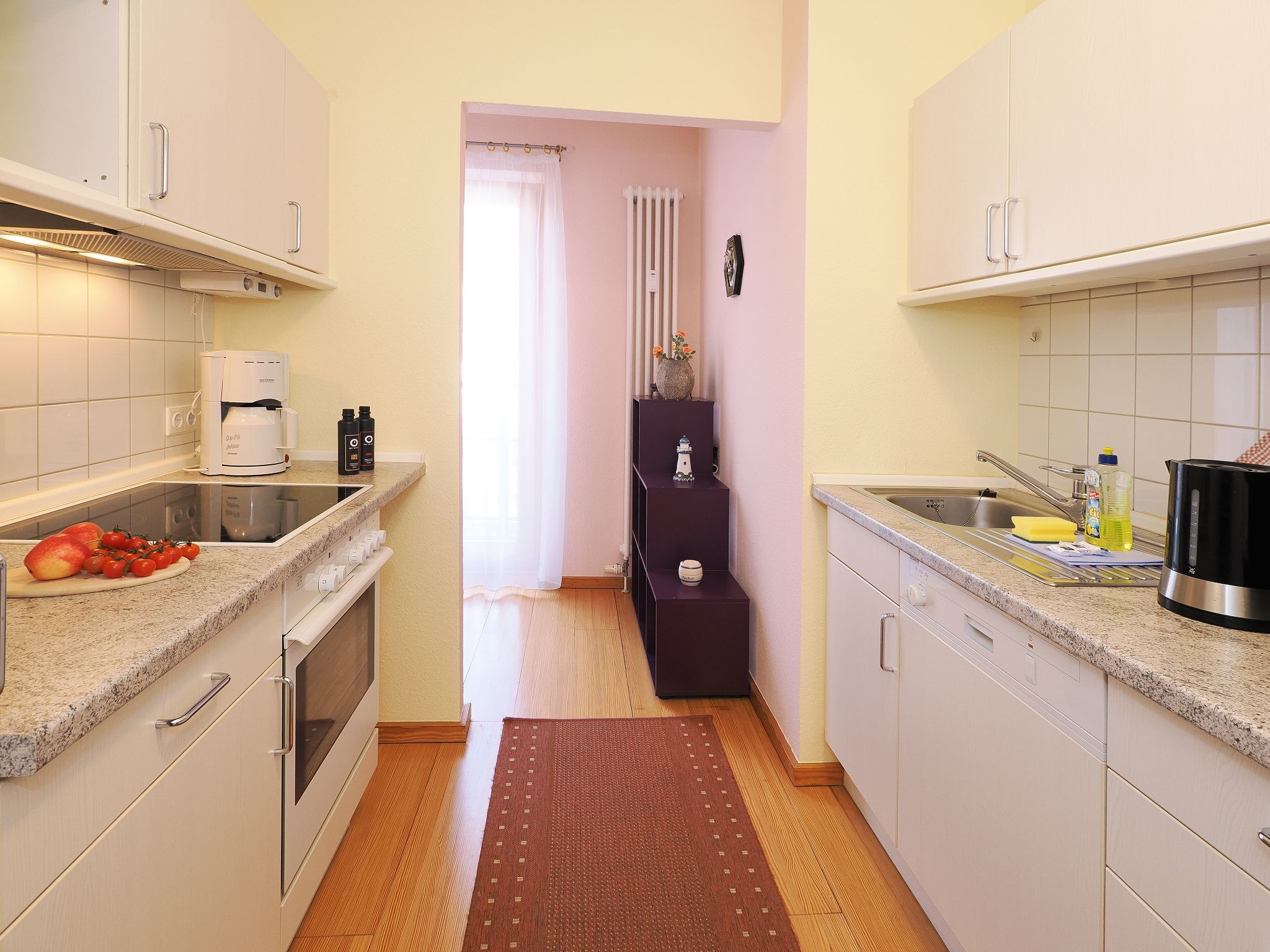 Kaiservillen Heringsdorf Ferienwohnung mit 1 Schlafzimmer und Balkon (D115) Insel Usedom - Küche / Küchenzeile