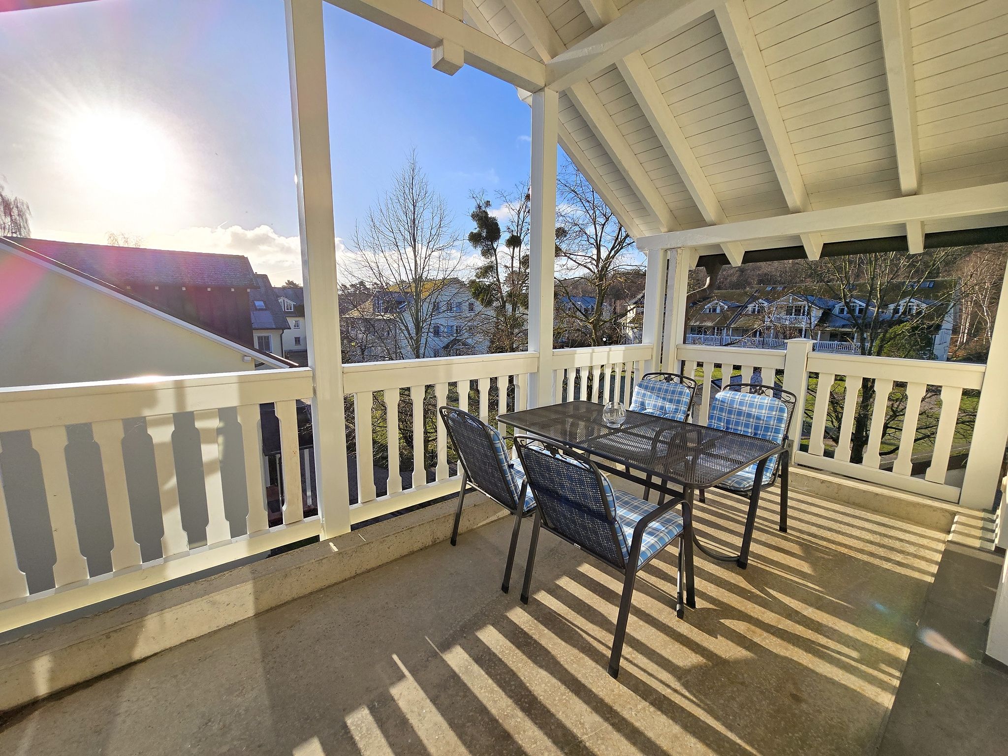 Dünenpark Binz Komfortplus Ferienwohnung mit 1 Schlafzimmer und Balkon im Dachgeschoss (148) Insel Rügen - Balkon