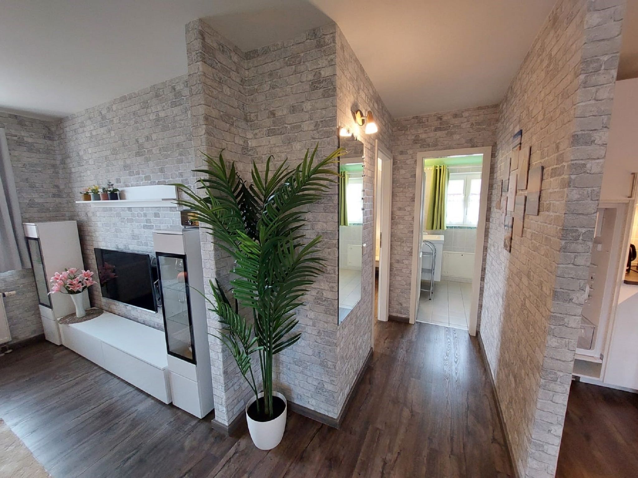 Feriendorf Rugana Komfortplus Ferienwohnung mit 1 Schlafzimmer (B35) Insel Rügen - Wohnzimmer