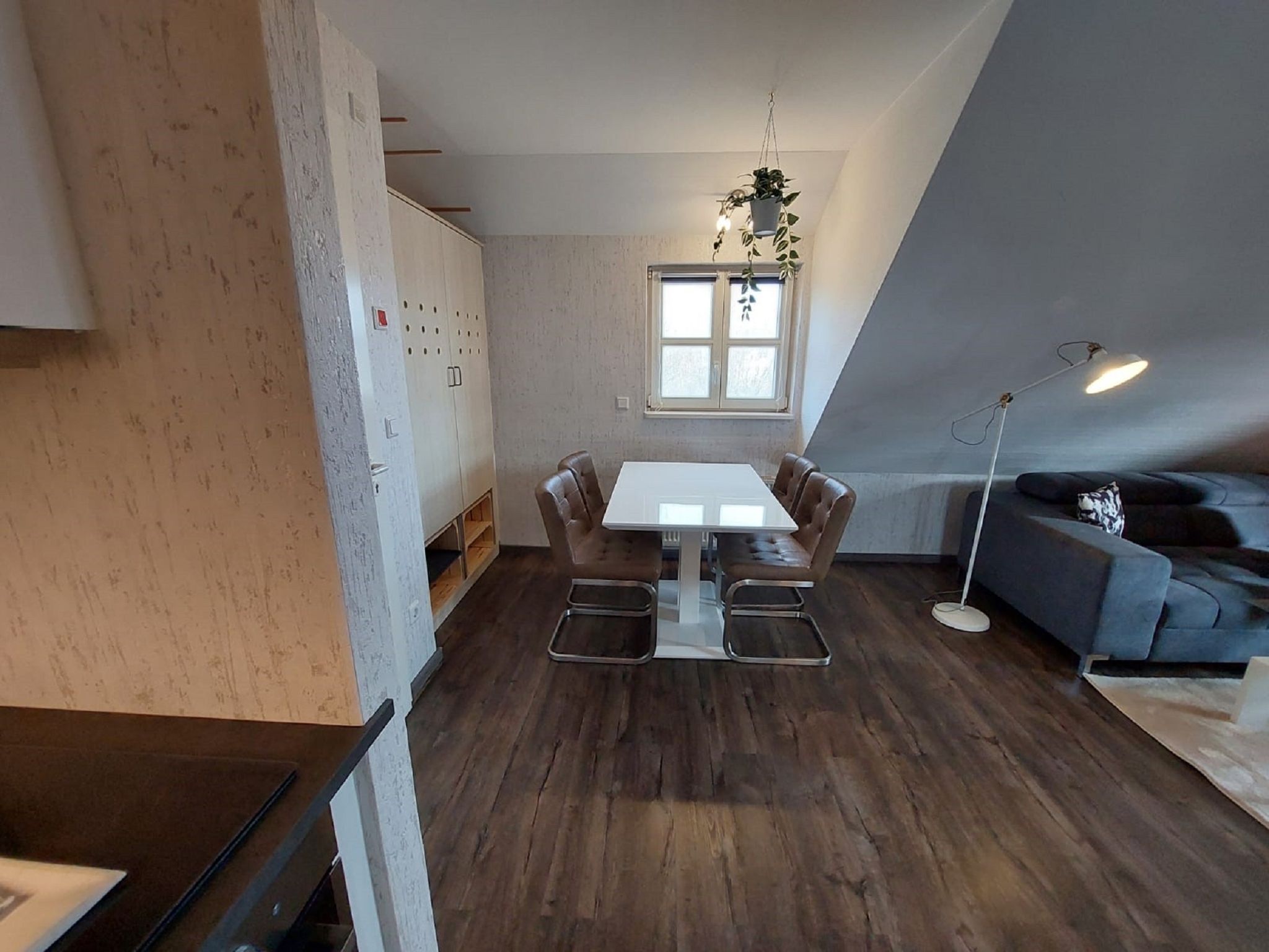 Feriendorf Rugana Komfortplus Ferienwohnung mit 1 Schlafzimmer (B35) Insel Rügen - Wohnzimmer