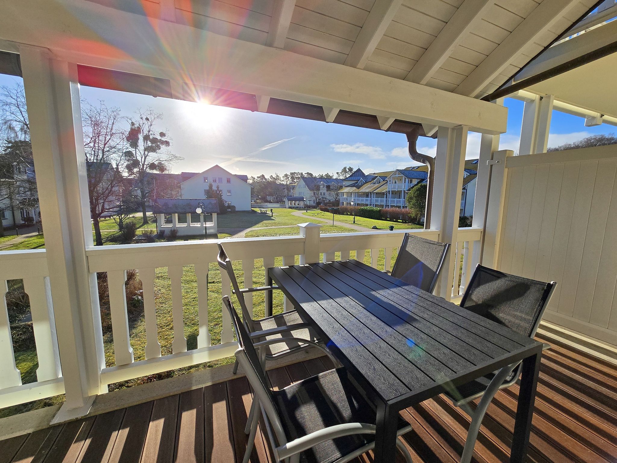 Dünenpark Binz Komfortplus Ferienwohnung mit 1 Schlafzimmer und Balkon im Obergeschoss (121) Insel Rügen - Balkon