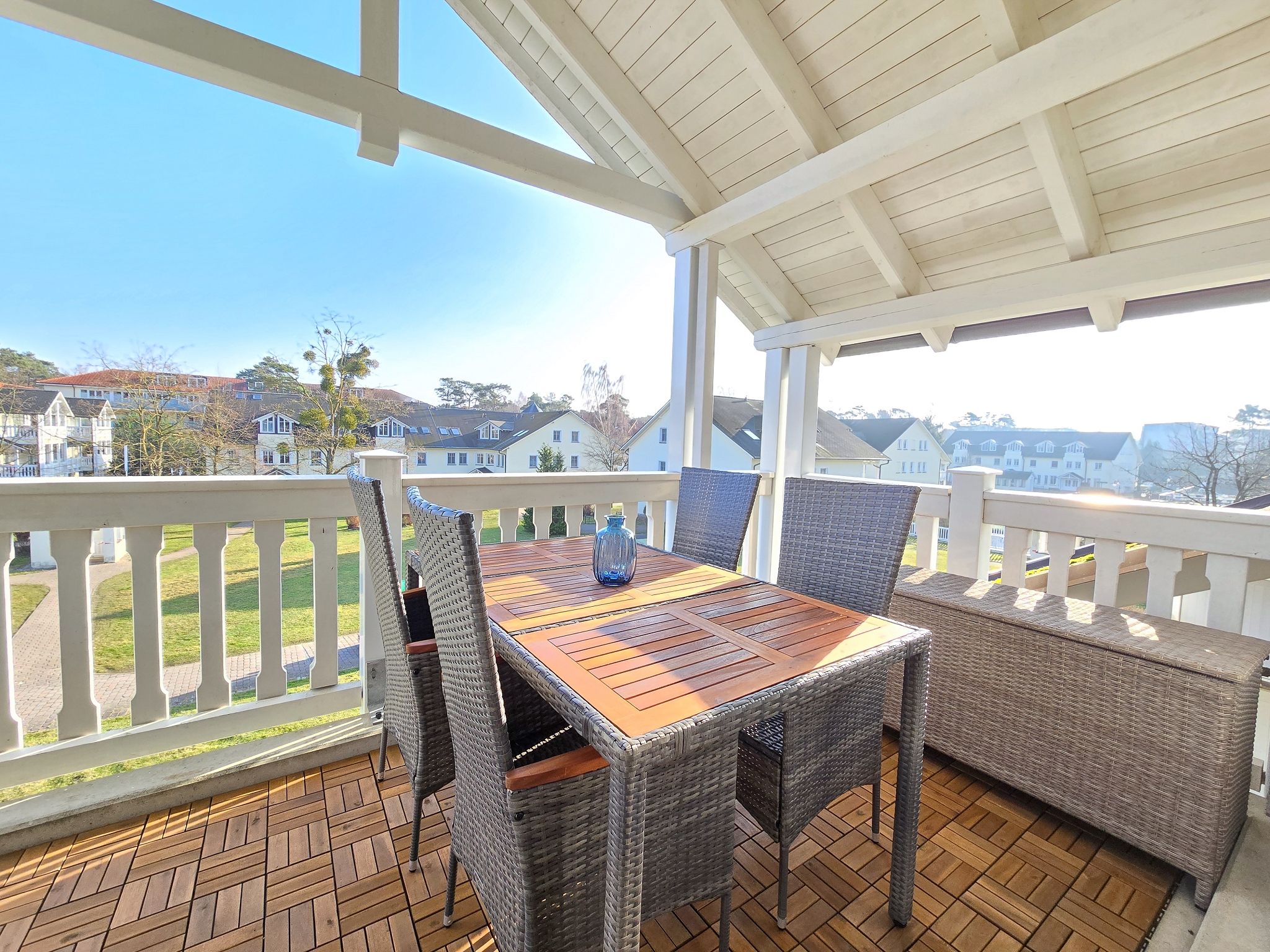 Dünenpark Binz Komfortplus Ferienwohnung mit 1 Schlafzimmer und Balkon im Dachgeschoss (184) Insel Rügen - Balkon