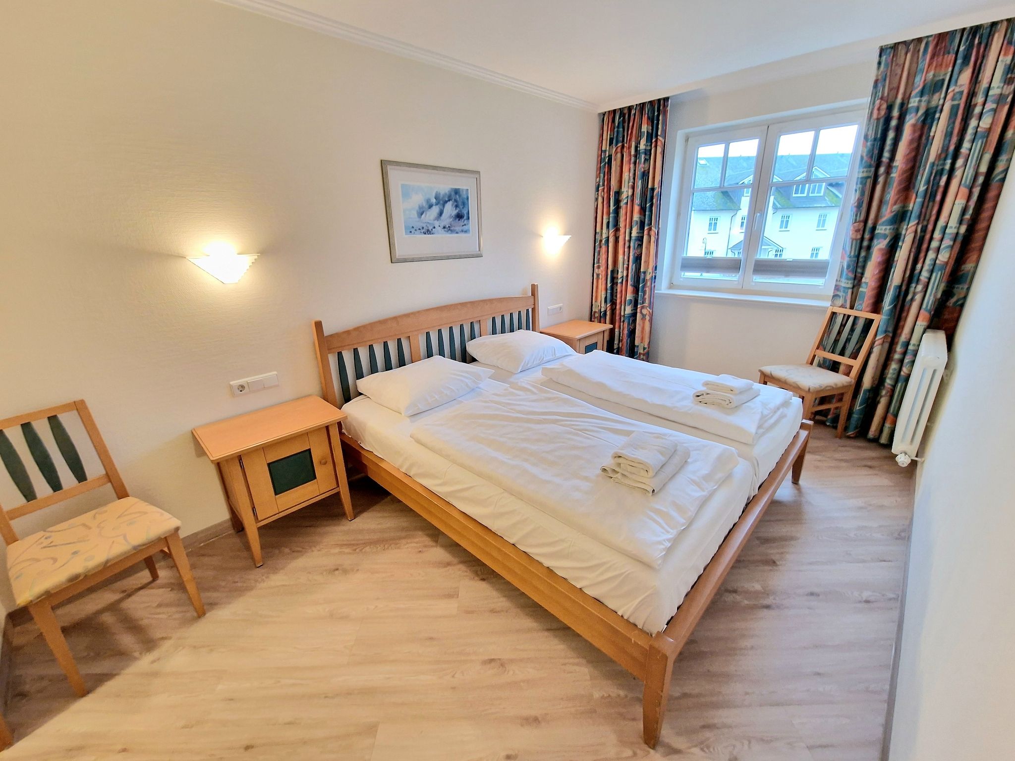 Dünenpark Binz Komfort Ferienwohnung mit 1 Schlafzimmer und Balkon im Obergeschoss (066) Insel Rügen - Schlafzimmer