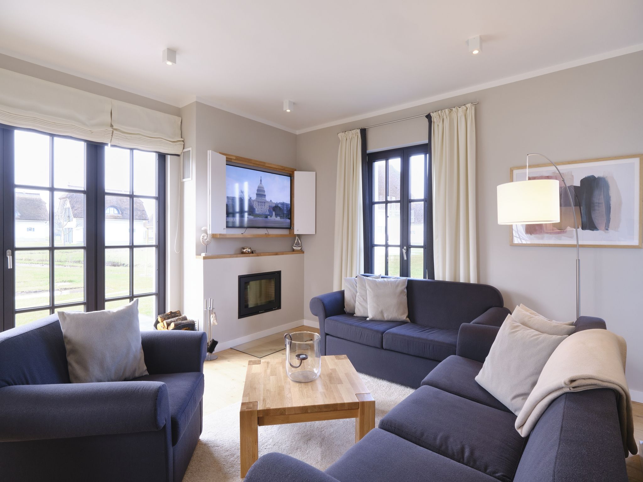 Luxus Reetdachvilla mit 3 Schlafzimmern, Sauna und Kamin (G05) - Wohnzimmer