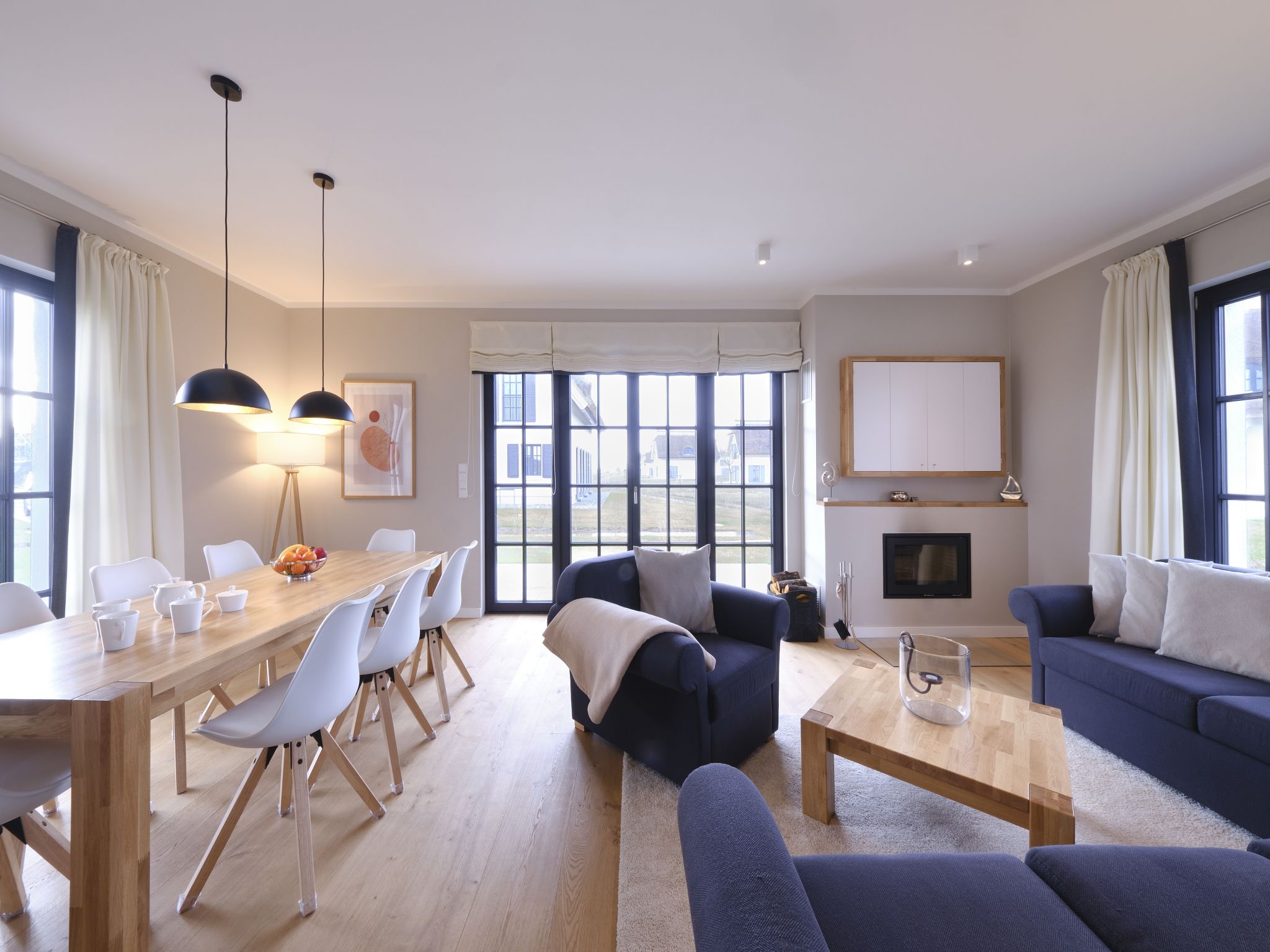 Luxus Reetdachvilla mit 3 Schlafzimmern, Sauna und Kamin (G05) - Wohnzimmer