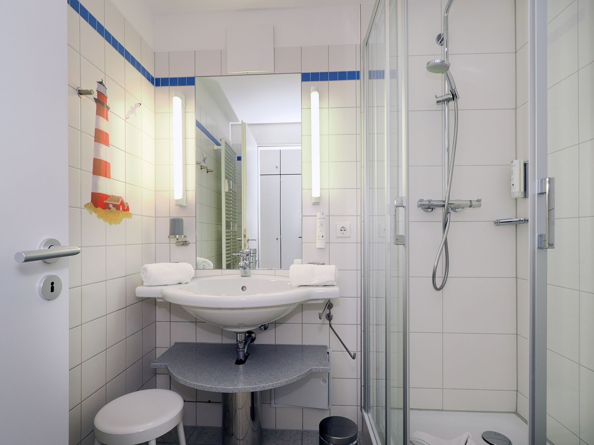 Kaiservillen Heringsdorf 1-Raum-Ferienwohnung mit Balkon (D123) Insel Usedom - Badezimmer