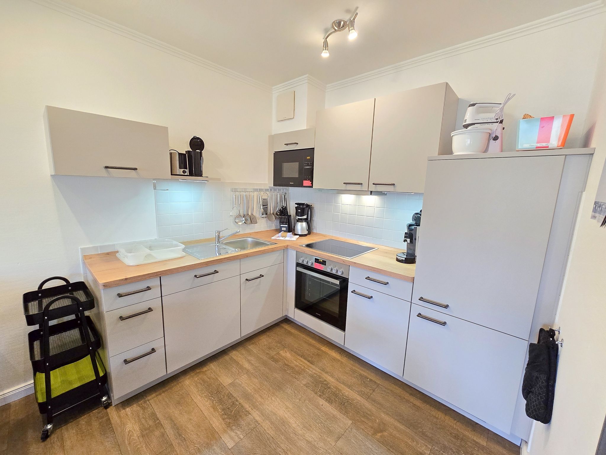 Dünenpark Binz Komfortplus Ferienwohnung mit 2 Schlafzimmern und Terrasse im Erdgeschoss (166) Insel Rügen - Küche / Küchenzeile