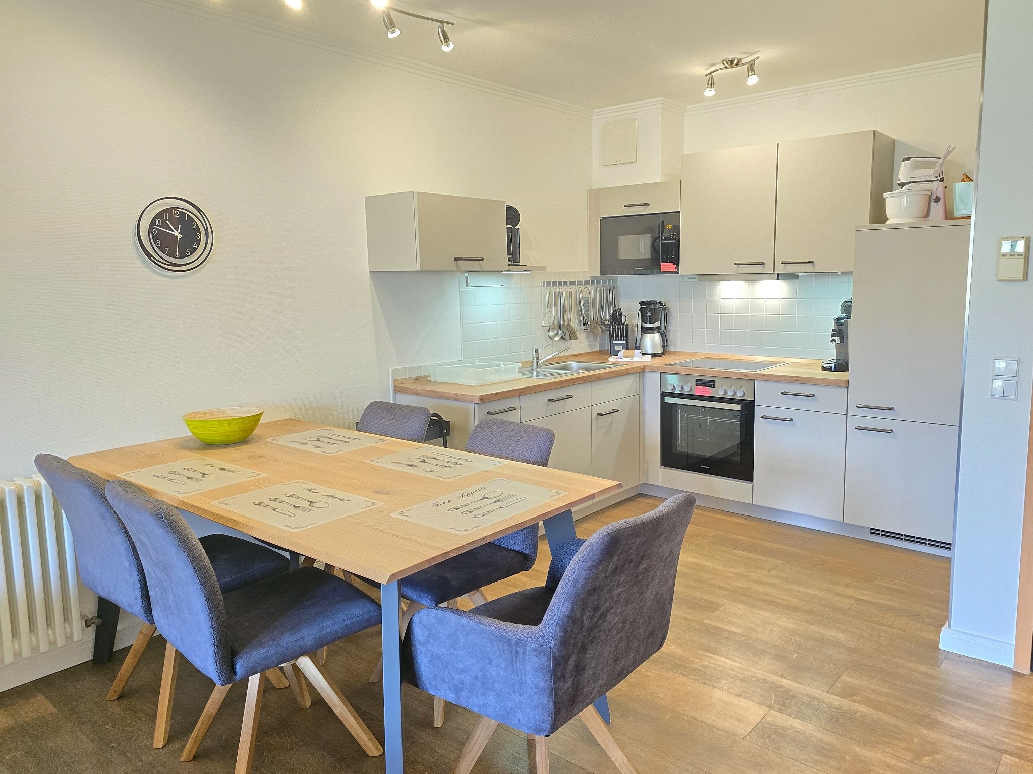 Dünenpark Binz Komfortplus Ferienwohnung mit 2 Schlafzimmern und Terrasse im Erdgeschoss (166) Insel Rügen - Küche / Küchenzeile