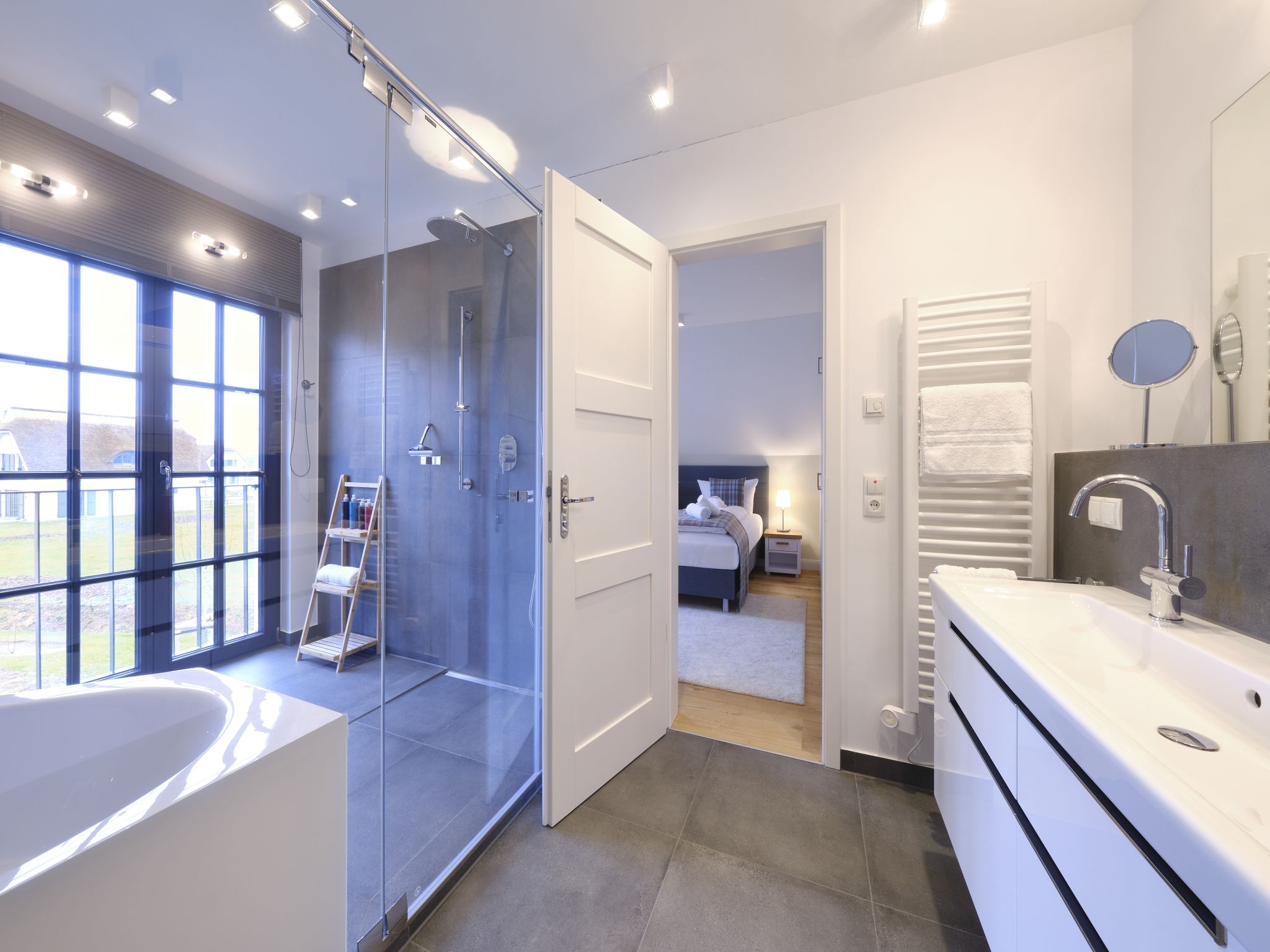 Luxus Reetdachvilla mit 3 Schlafzimmern, Sauna und Kamin (G06) - Badezimmer