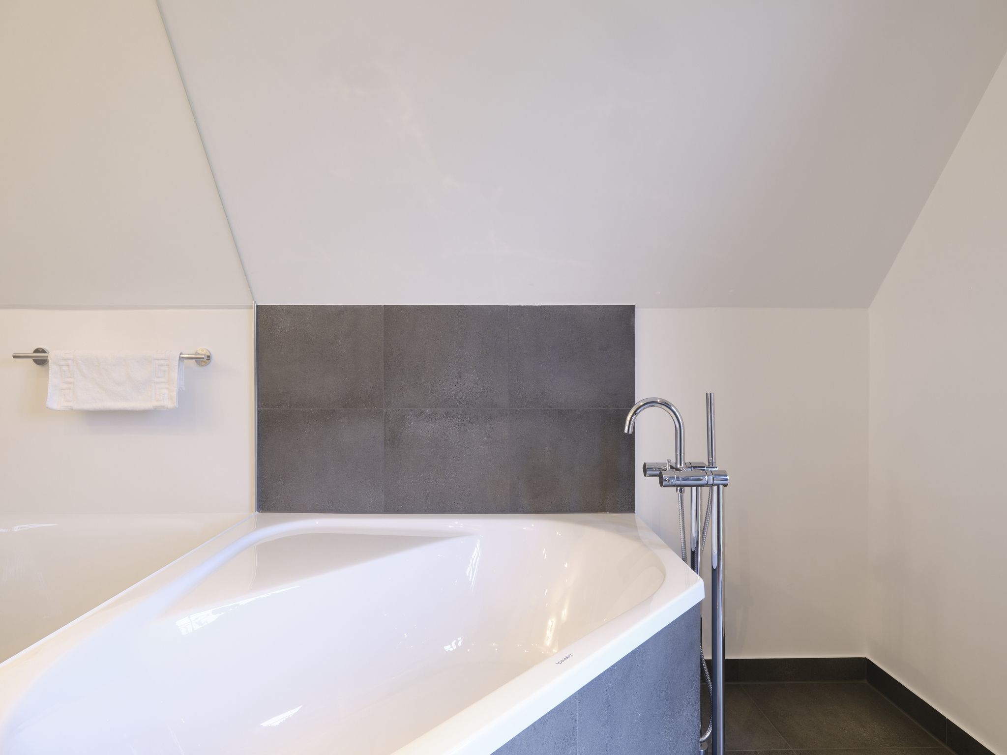 Luxus Reetdachvilla mit 3 Schlafzimmern, Sauna und Kamin (G06) - Badezimmer