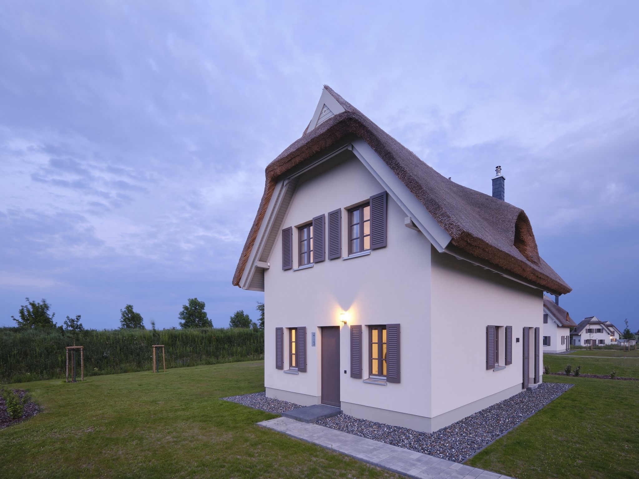 Premium Reetdachvilla mit 3 Schlafzimmern, Sauna und Kamin (H13) - Hauptansicht