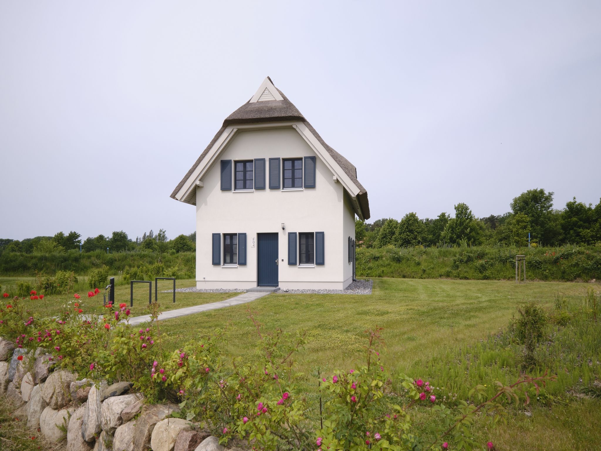 Premium Reetdachvilla mit 3 Schlafzimmern, Sauna und Kamin (F04) - Hauptansicht