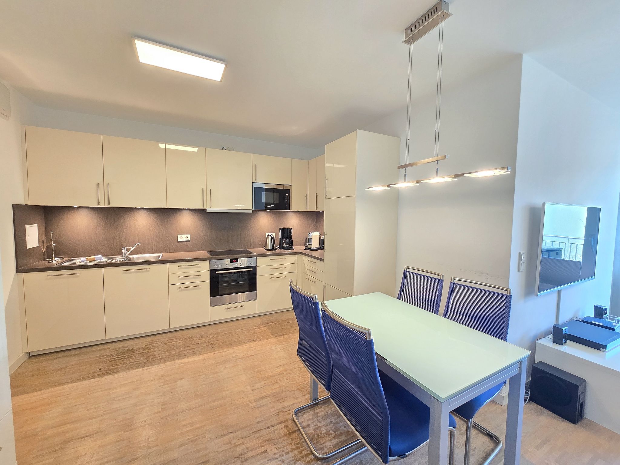 Strandvillen Binz Ferienwohnung mit 1 Schlafzimmer, Kamin und Balkon (DR/423) Insel Rügen - Küche / Küchenzeile