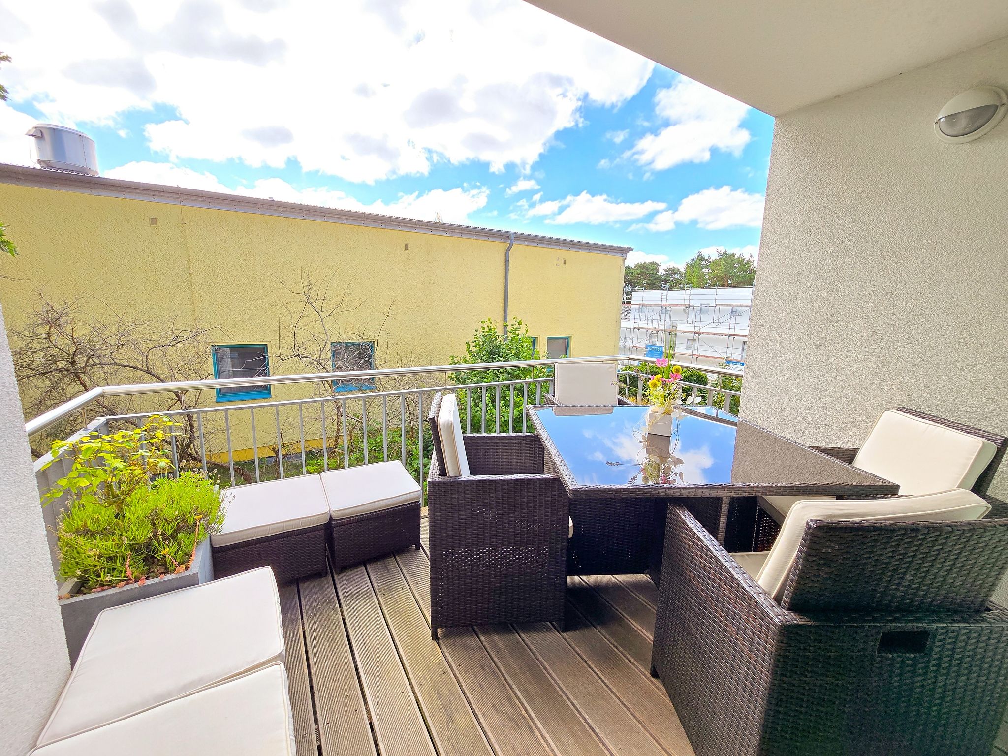 Strandvillen Binz Ferienwohnung mit 1 Schlafzimmer, Kamin und Balkon (DR/423) Insel Rügen - Balkon