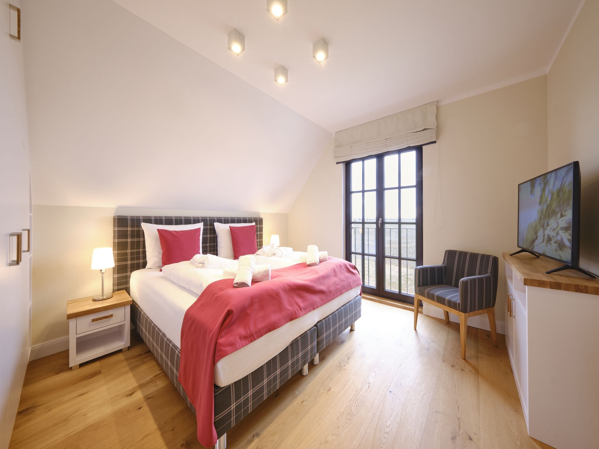 LuxusPlus Reetdachvilla mit 4 Schlafzimmern, Sauna und Kamin (G08) - Schlafzimmer