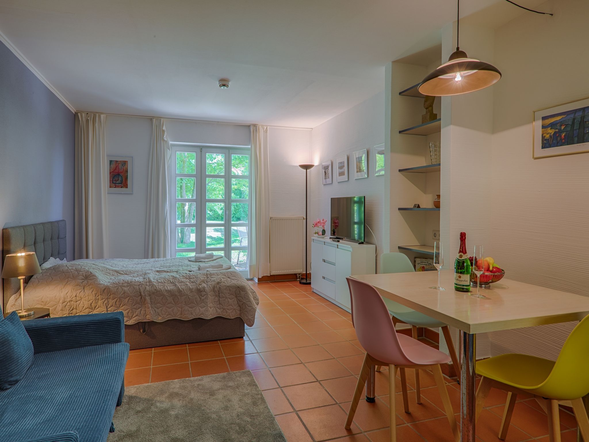 Feriendorf Rugana Klassik 1-Raum Ferienwohnung mit Terrasse (A36) Insel Rügen - Wohnzimmer