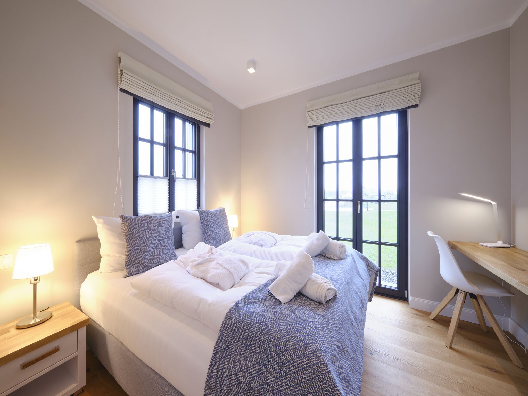 LuxusPlus Reetdachvilla mit 4 Schlafzimmern und Kamin (G13) - Schlafzimmer