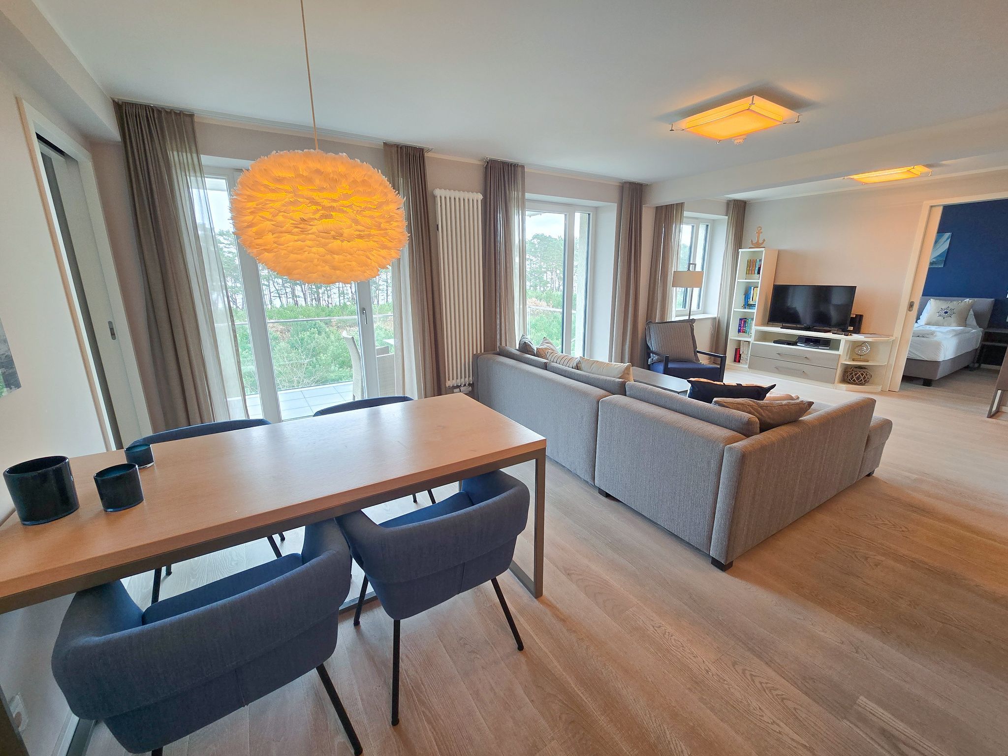 Dünenresidenz Prora Ferienwohnung mit Meerblick, 2 Schlafzimmern und Balkon (NP/304) Insel Rügen - Wohnzimmer