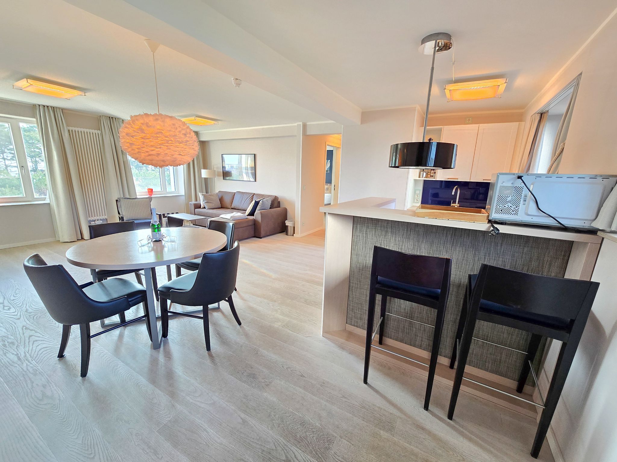 Dünenresidenz Prora Ferienwohnung mit Meerblick, 3 Schlafzimmern und Balkon (NP/206) Insel Rügen - Wohnzimmer