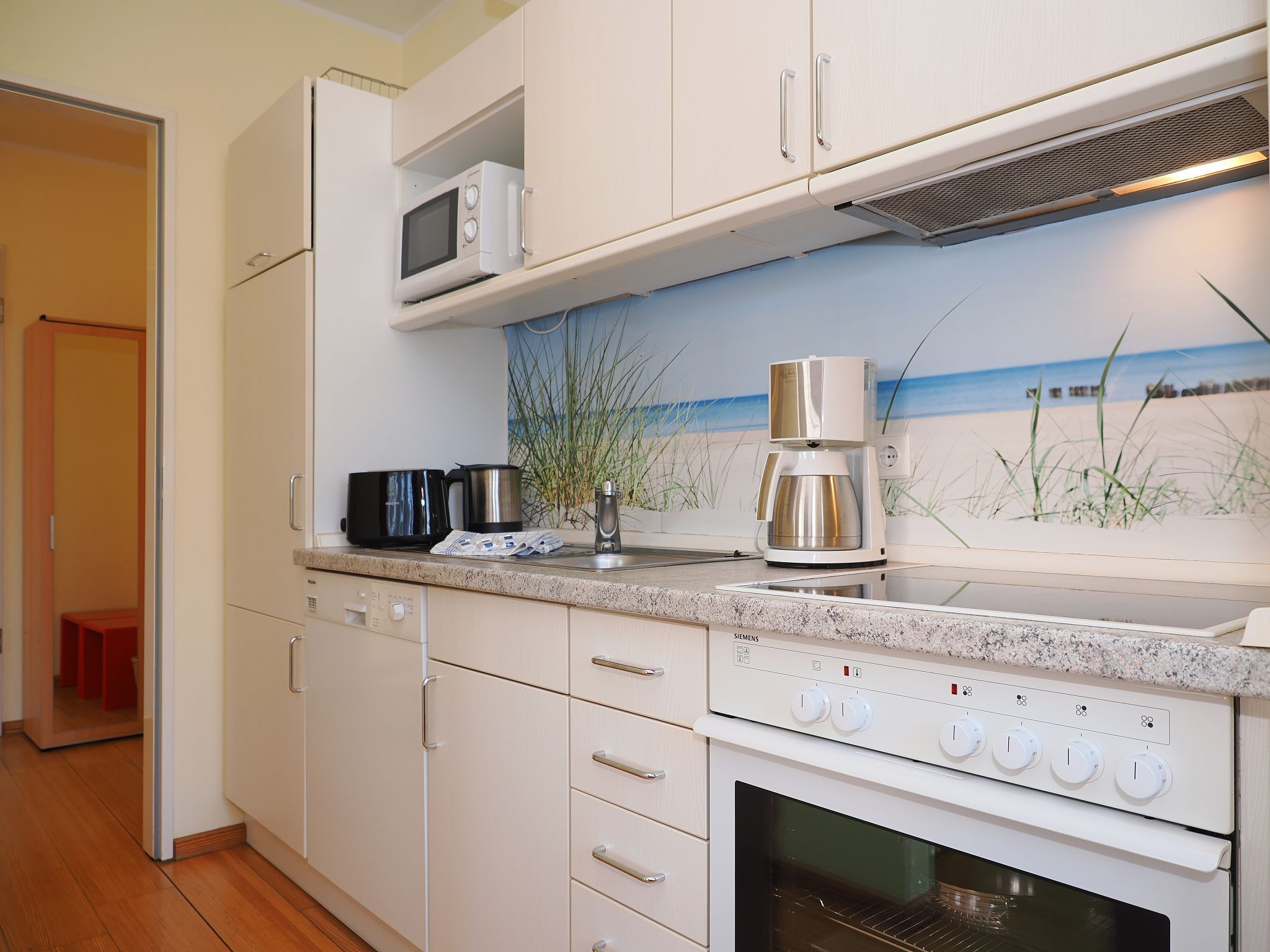 Kaiservillen Heringsdorf Ferienwohnung mit 1 Schlafzimmer und Balkon (D231) Insel Usedom - Küche / Küchenzeile