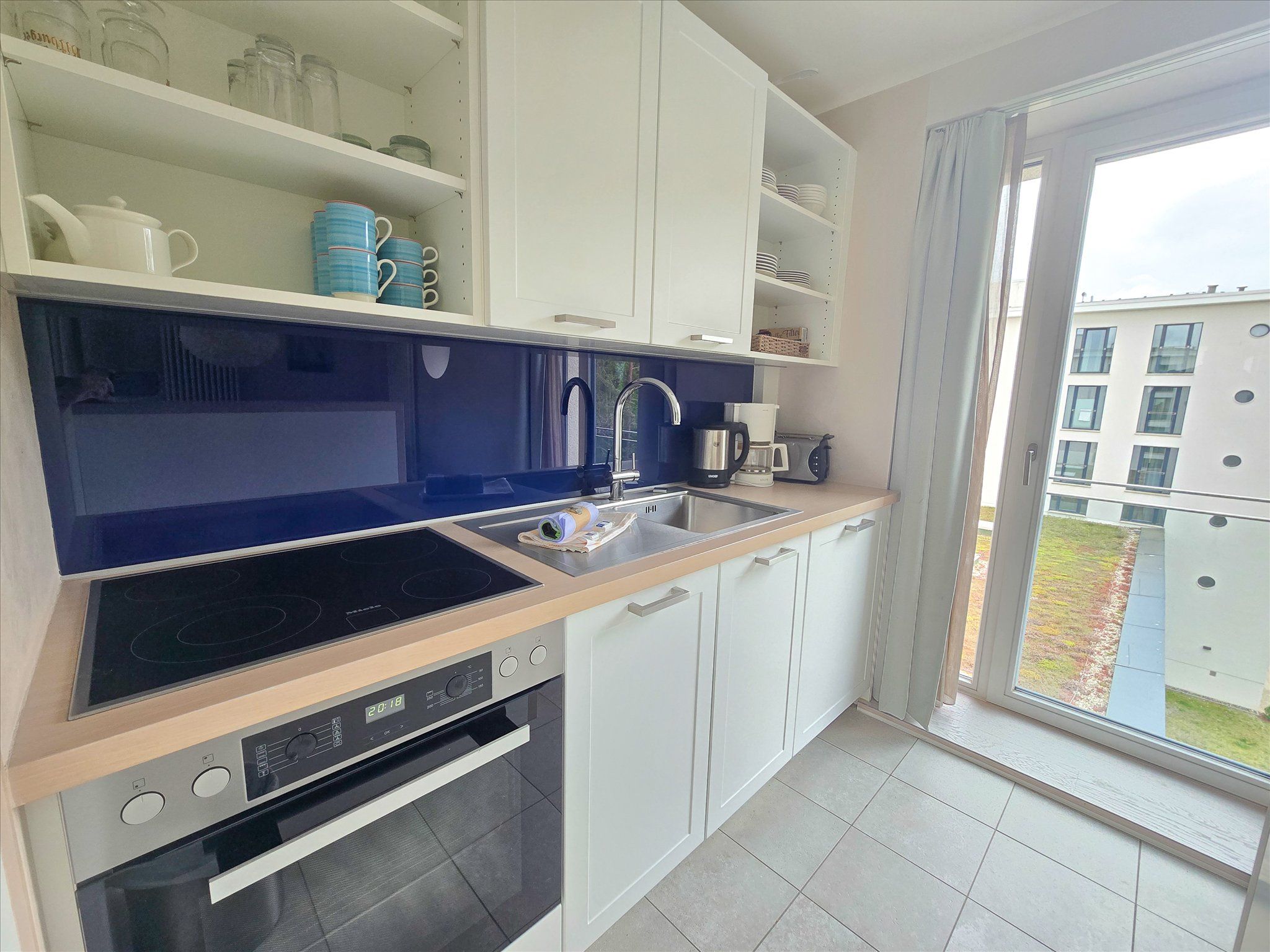 Dünenresidenz Prora Attraktive Ferienwohnung "Strandlust" mit 1 Schlafzimmer zur Sonnenseite (NP/415) Insel Rügen - Küche / Küchenzeile