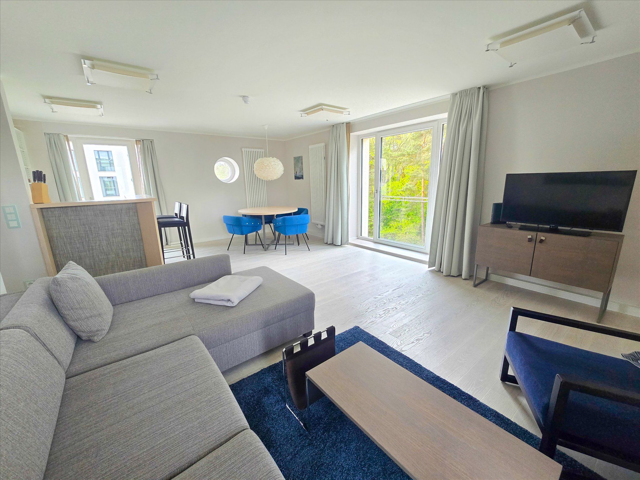 Dünenresidenz Prora Attraktive Ferienwohnung "Strandlust" mit 1 Schlafzimmer zur Sonnenseite (NP/415) Insel Rügen - Wohnzimmer