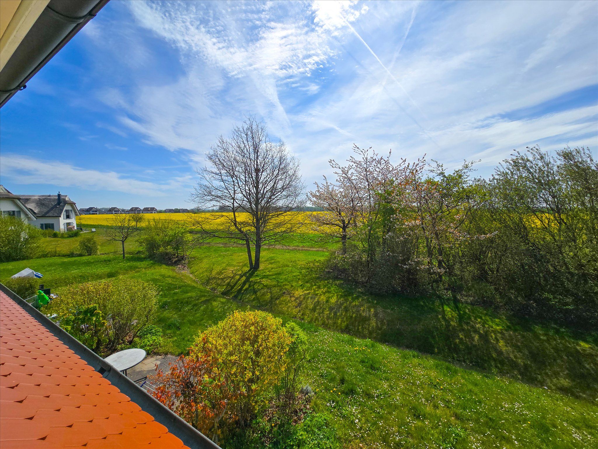 Feriendorf Rugana Klassik Ferienwohnung mit 1 Schlafzimmer (D44) Insel Rügen - Gartenblick