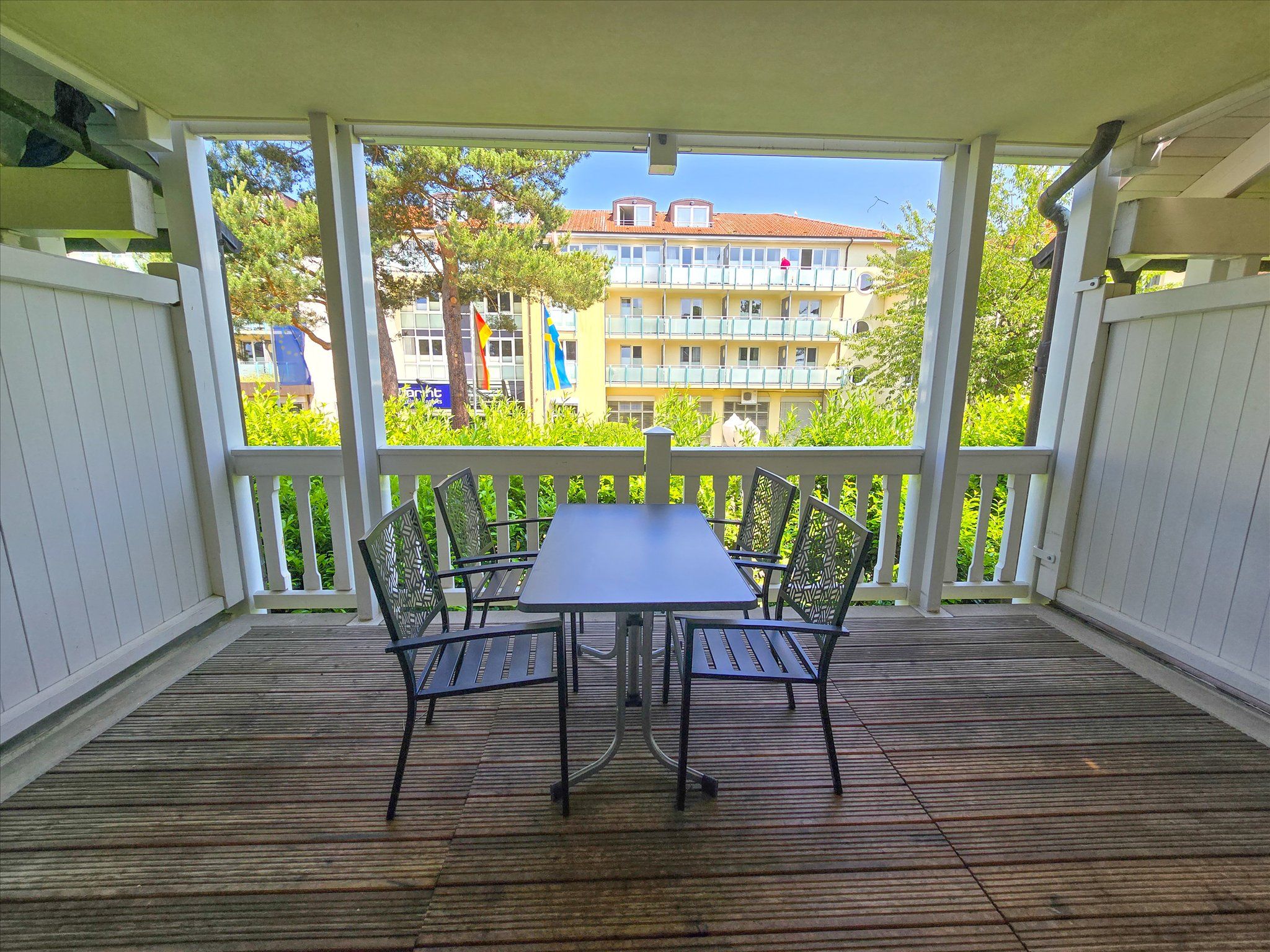 Dünenpark Binz Komfortplus Ferienwohnung mit 1 Schlafzimmer und Balkon im Obergeschoss (204) Insel Rügen - Balkon