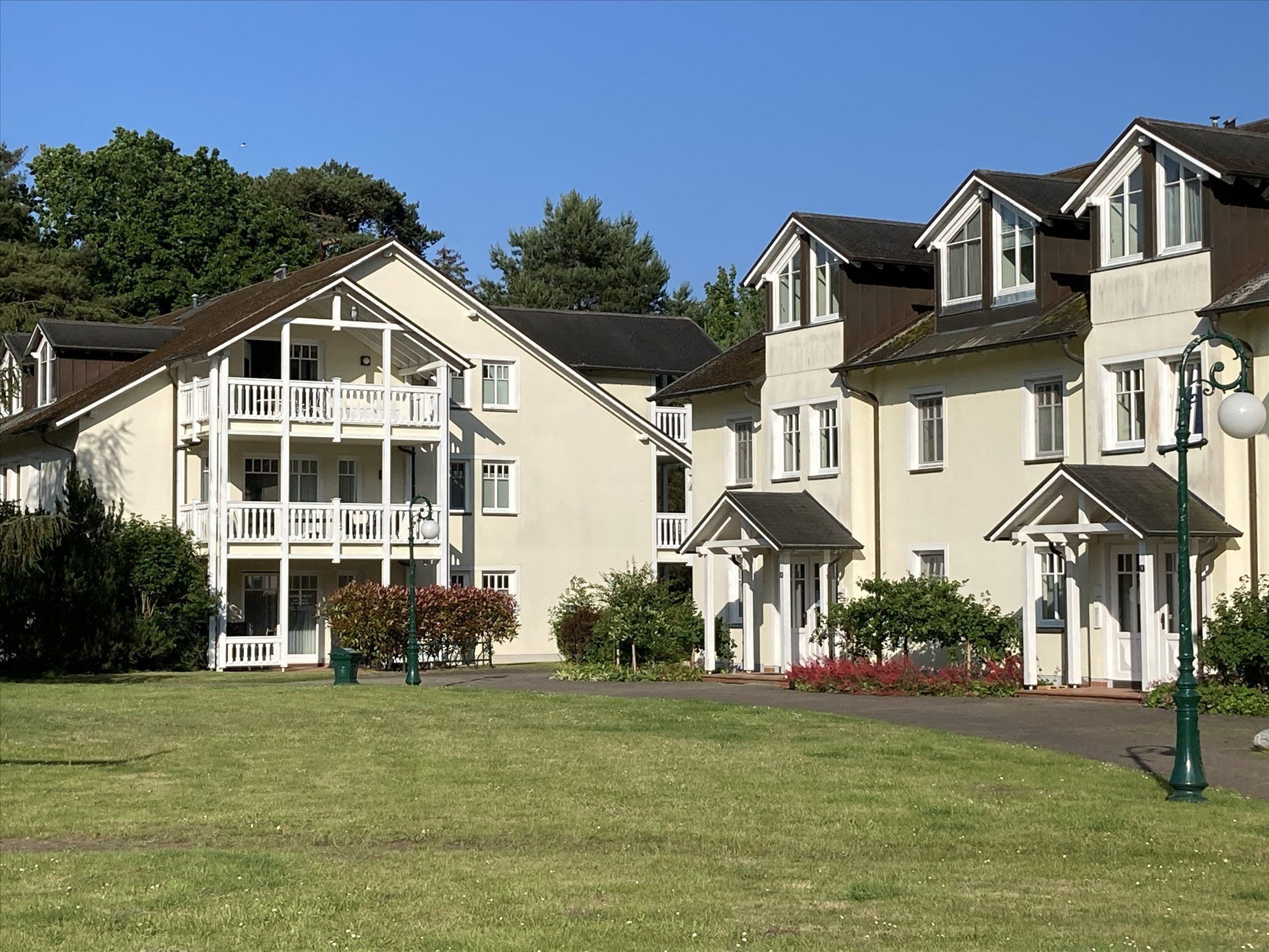 Dünenpark Binz Komfort Ferienwohnung mit 1 Schlafzimmer und Balkon im Dachgeschoss (197) Insel Rügen - Hauptansicht