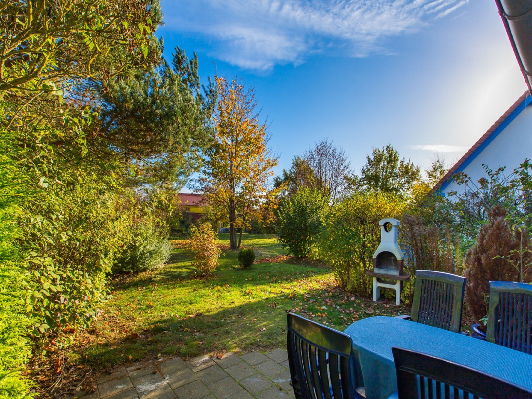 Feriendorf Rugana Klassik Ferienwohnung mit 1 Schlafzimmer und Terrasse (A43) Insel Rügen - Terrasse