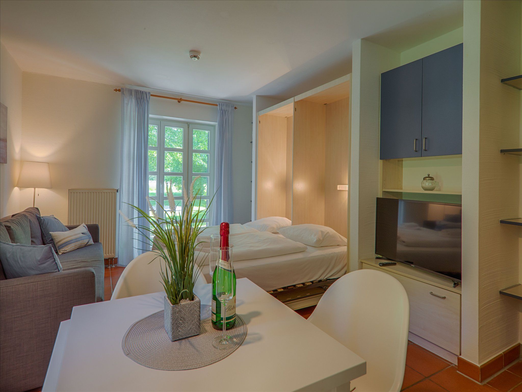 Feriendorf Rugana Klassik 1-Raum Ferienwohnung mit Terrasse (A51) Insel Rügen - Bett