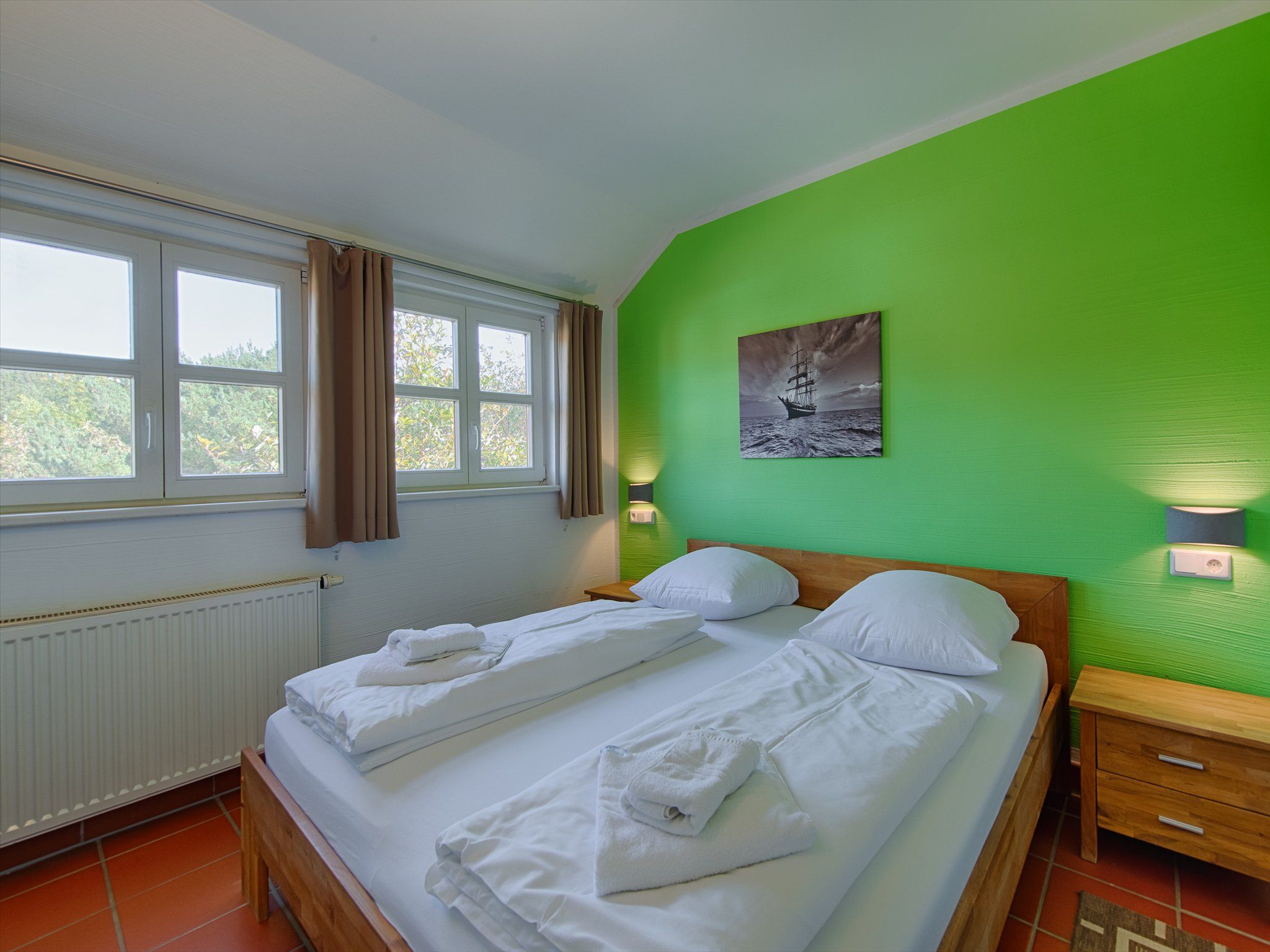 Feriendorf Rugana Komfortplus Ferienwohnung mit 1 Schlafzimmer (A04) Insel Rügen - Schlafzimmer