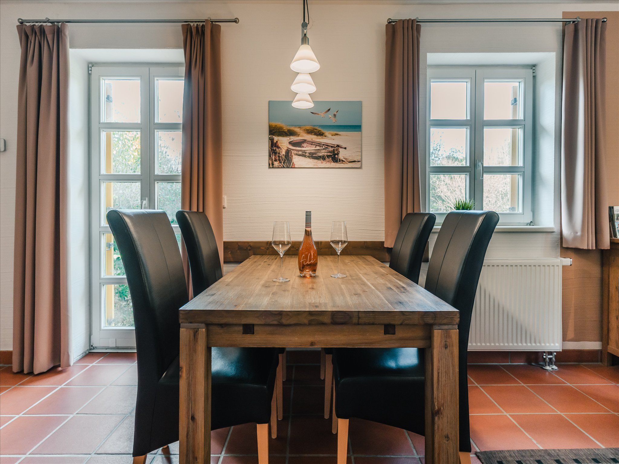 Feriendorf Rugana Komfortplus Ferienwohnung mit 1 Schlafzimmern und Terrasse (A21) Insel Rügen - Wohnzimmer